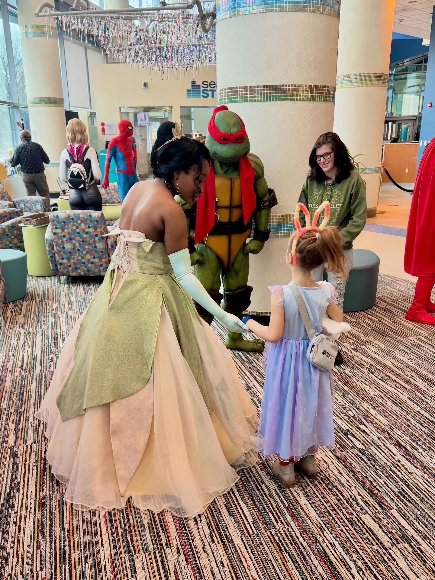 A room full of heroes, princesses, laughter, and imagination. ✨
Today’s visit was filled with smiles, sweet moments, and a little bit of magic shared with some incredible kids.
#SpreadMagic #AMoMCLT #HospitalVisit #MomentsOfJoy #levineschildrenshospital