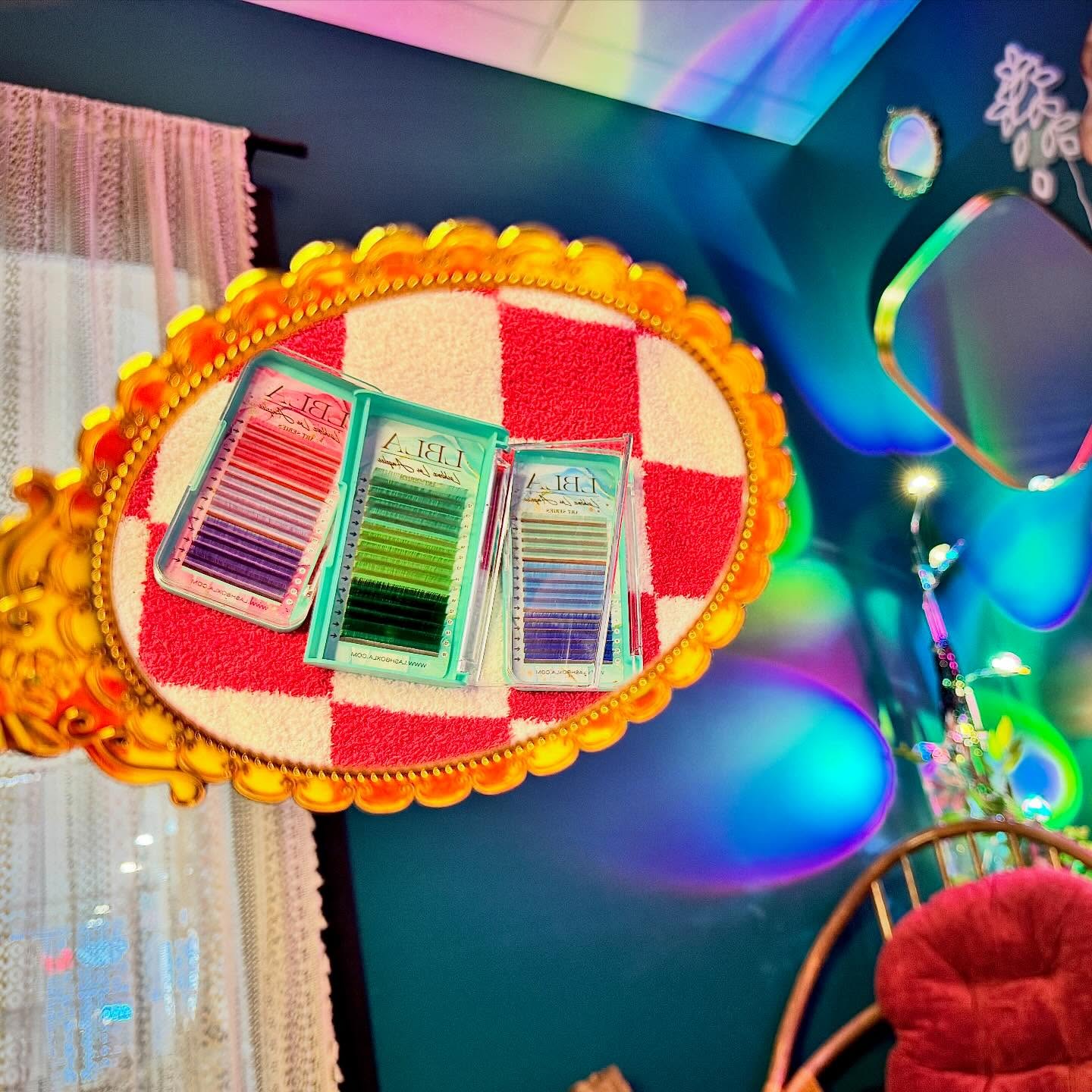 Fun factโฆ I offer colored lashes!!!
This month you can add a little pop of color for no extra charge!!! Just mention in the notes or let me know at the appointment. Canโt wait to see all the fun ideas you have:)
Boulder, CO #color #march #lasheslasheslashes #springstyle