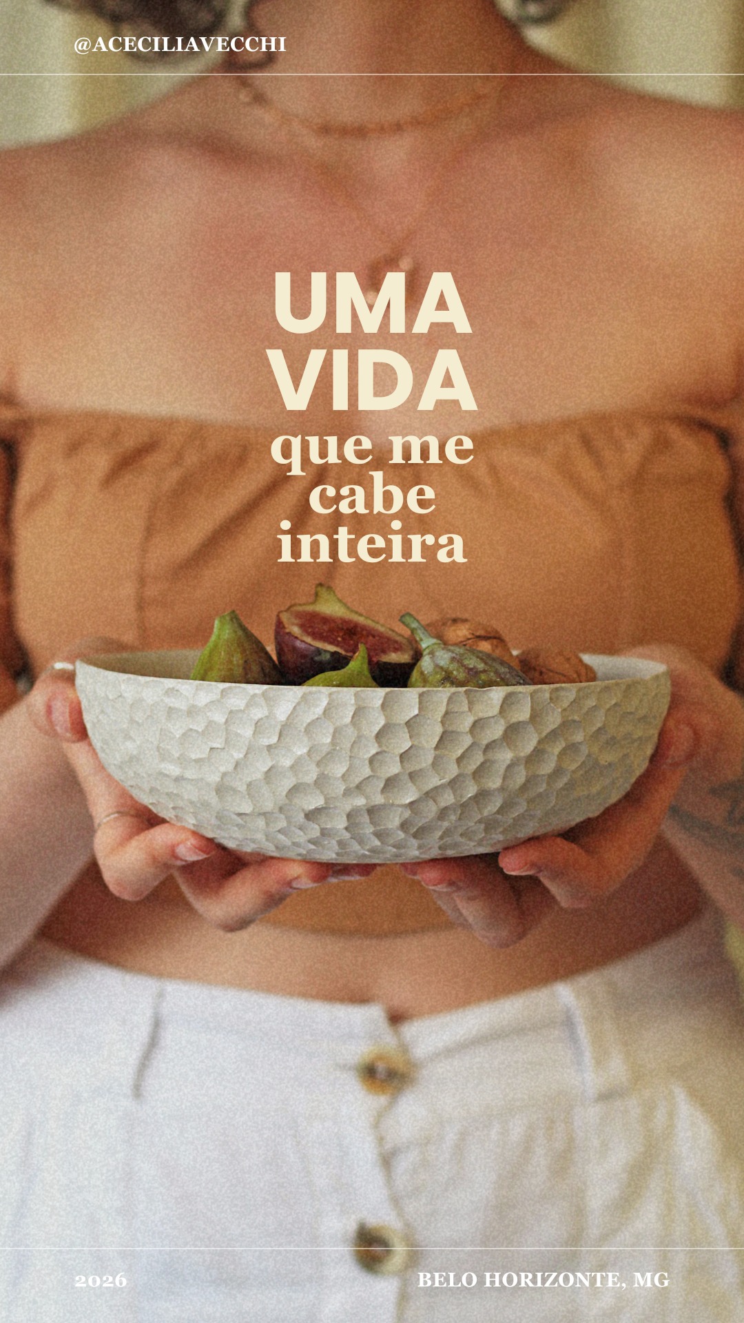 Às vezes é só respirar um pouco e desacelerar o gesto.
Separar um momento do dia pra ser só meu e de mais ninguém.
Sentar à mesa e tomar o meu café, do meu jeito.
Qual a vida que te cabe, do seu jeito?