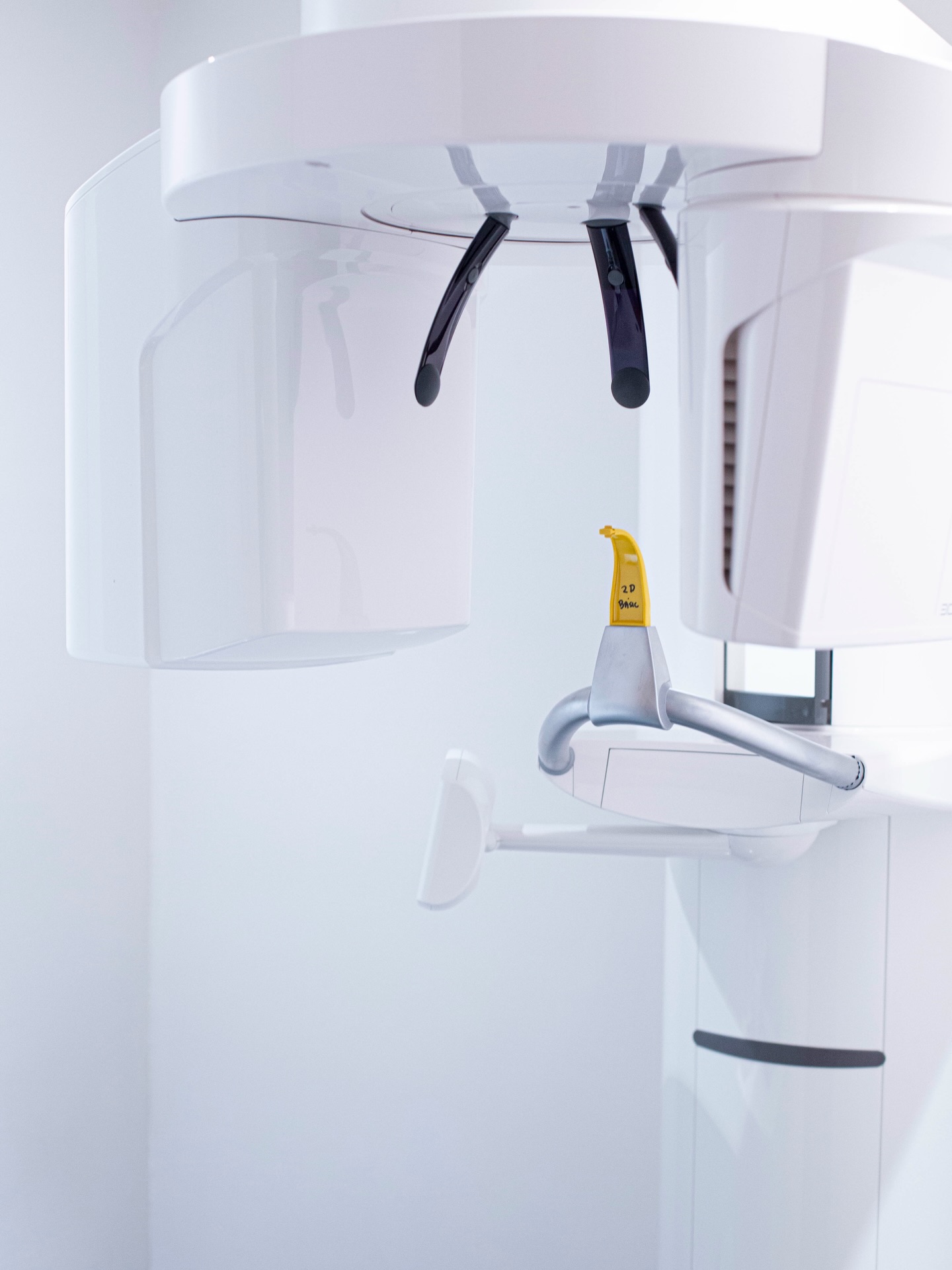 ✨ Descubre todo lo que podemos hacer por tu sonrisa.
En Clínica Tresserra ofrecemos un enfoque integral de la salud bucodental, combinando experiencia, tecnología y un trato cercano en cada tratamiento.
🦷 Odontología
🦷Odontopediatría
🦷Sedación consciente
🦷Cirugía oral y maxilofacial
🦷 Implantes dentales
🦷 Ortodoncia
🦷 Fisura labio-palatina
🦷 Estética dental
🦷 Fisioterapia orofacial (ATM)
Cada servicio está pensado para cuidarte hoy y a largo plazo.
💬 ¿Qué tratamiento te gustaría conocer mejor?
📩 Guarda este post o compártelo con quien esté buscando una clínica de confianza.
#ClínicaTresserra #ServiciosDentales #DentistaBarcelona #SaludBucal #OdontologíaEspecializada