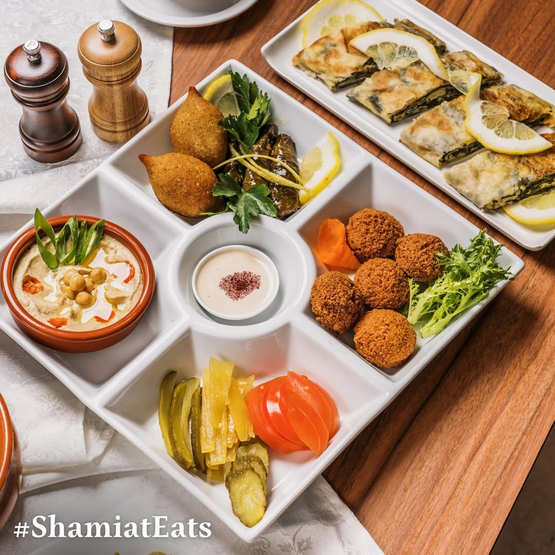Did you know that Shamiat has over 20 vegan and gluten-free options? 💚 Try our vegan plate today at Shamiat Cafe - 60 Victoria Road, Northcote 3070 #ShamiatEats
.
#vegan #glutenfree #syrianfood #falafel