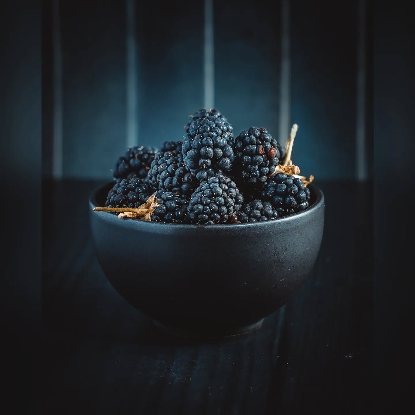 Fruit picking leads to fruit piccies. Some huge blackberries and strawberries from @craigies_farm_shop which tasted great too!
.
.
.
.
.
#freshfruit #pickyourown #fruitandveg #foodphotography #foodshoot #eatfresh #blackberry #strawberrypicking #strawberry #bramble #healthyeating #lovefruit #pyo #craigiesfarm #fruitphotography