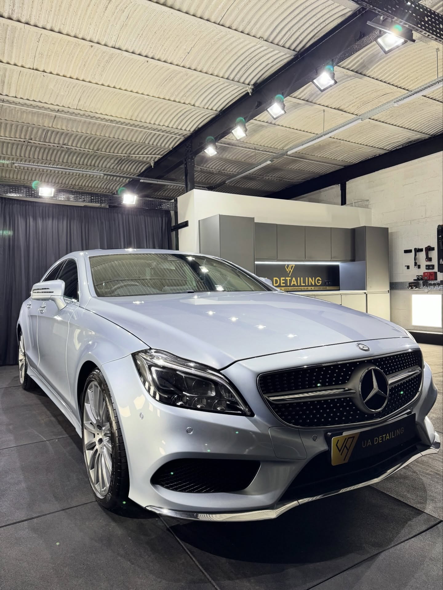 Mercedes CLS 350d
A new customer that was recommended to us by their brother in law. The job description was simple, get the car ready for sale by giving it a detailed clean inside out and polishing out some localised deep scratches from the paintwork . Well nearly a year later the client still owns the car after being blown away by the end result. Now that gives me extreme job satisfaction.
- Deep Clean and Protection Detail
- Localised Scratch Removal
- Wheels Refurbished Himalayan Grey @scuffed_wheel_repair
- Interior Detail
โโโโโโโโโโโโโโโโโโโโโ โโโ โโโ โโโ
๐ 07739916848โ
๐ง info@uadetailing.co.ukโ
๐ www.uadetailing.co.ukโ
๐ Fully insured, CCTV and alarmedโ
๐ Unit 4 Brown Street North, Renfrew PA4 8HWโ
โโโโโโโโโโโโโโโโโโโโโ โโโ โโโ โโโ
#detailingaddicts #mercedes #amg #glasgow #renfrew