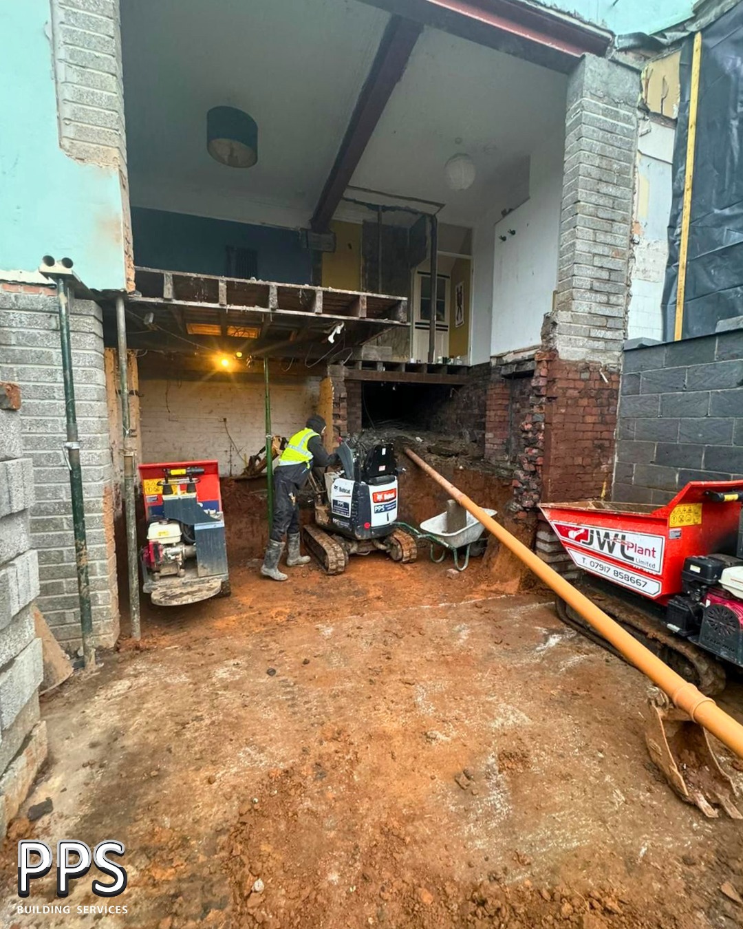 ▫PROGRESS▫
▪️Take a look at some of these behind the scenes shots across a range of projects in our portfolio 🛠️➡️
▫At PPS Building Services, we are proud of our team and the work we do on site. Running organised projects is a strength of ours and something our clients regularly compliment us on. Sharing work in progress shots like this is part of that transparency and shows the care, planning and coordination that goes into each stage of a build, long before the final finishes are in place. For potential clients, these shots can provide reassurance that our projects move forward properly with a professional team managing the site day to day. Then for us, it’s a chance to highlight the standards, organisation and craftsmanship that go into every PPS project 💪
▪️Contact us via DM or either ways below to see how we can get you started with a FREE quote ⤵!
📲 - 07881238319
📩 - info@ppsbuildingservices.co.uk
.
.
.
#property #renovation #renovate #builder #housedesign #openplankitchen #extensions #bristol #yate #patchway #constructioncompany #federationofmasterbuilders #dreamhome #conversions #buildersofinstagram #structuralsteelwork #fyp #buildingproject #refurbishments #buildersnearme #behindthescenes #trades #tradesmen #hardhatheroes #homerestructure #newbuild #highqualitybuild