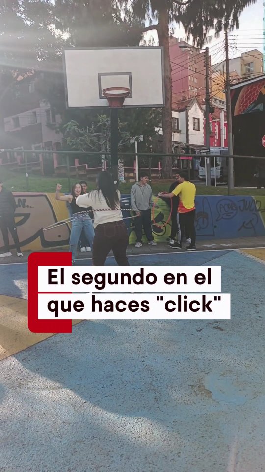 No olvides seguir nuestra cuenta @escuelaslackbogota
Advertencia ⚠️
Practicar hula, slackline o balance board con nosotros puede provocar euforia, groserías censuradas y ganas de seguir entrenando. Empieza hoy con nosotros.
www.centroslackline.com