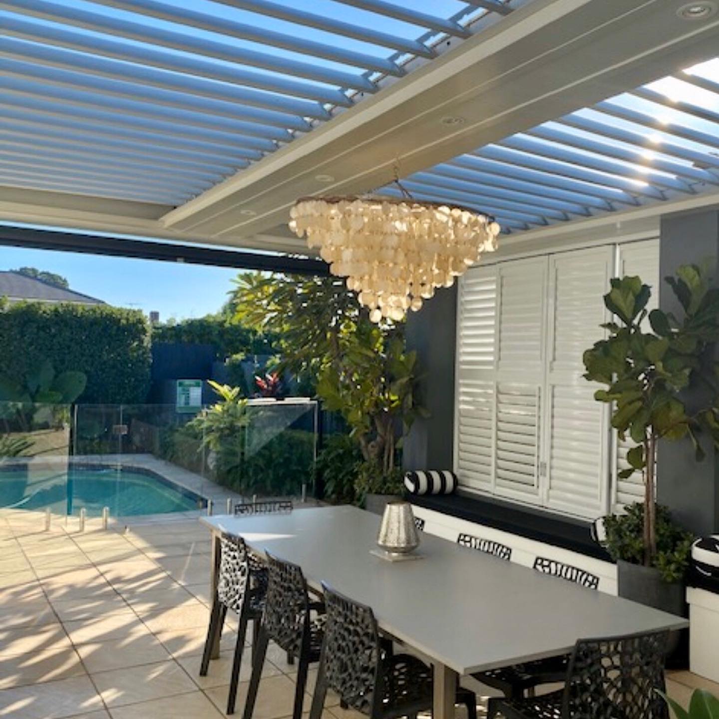 Most unusual call out today, the client thought possum pee was rust! No rust on this Vergola, even after 20 years! #vergolabrisbane #vergolaopeningroof #possumpee #rustfree