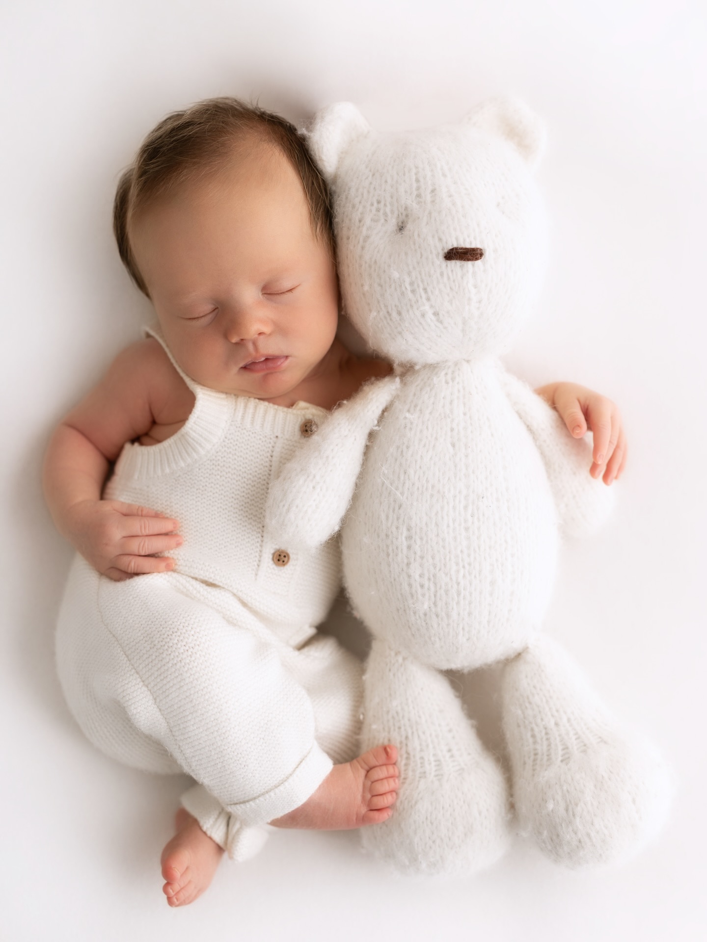 You know what I adore the most about capturing newborns?
Everything
Limited newborn sessions available for April & May
Link in bio to enquire about capturing your fresh new babe ✨