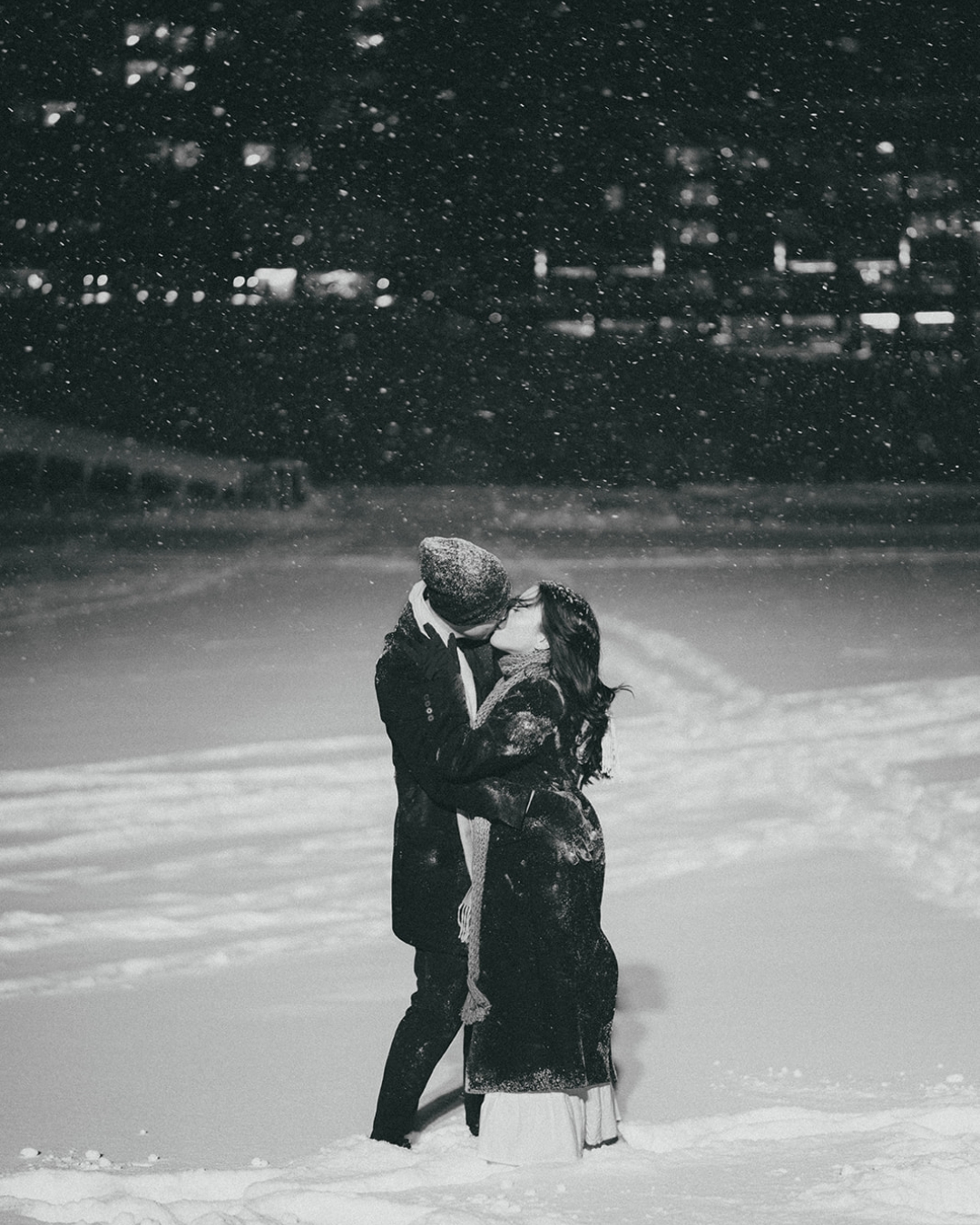 Still not over how magical this Niseko proposal was ❄️✨
Probably one of the most magical shoots ever, if you’re ever thinking about proposing in the snow DO IT. There’s nothing quite like a love story unfolding under a sky full of snowflakes 🤍🌨️