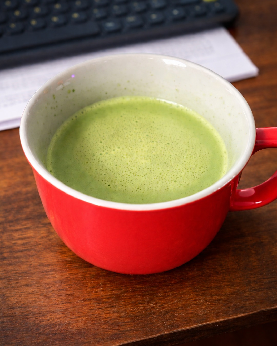 Cozy up with a honey vanilla matcha latte ☕️🍵 Hot or iced, this simple recipe uses Aztec Vanilla Mexican vanilla extract to round out matcha’s earthy flavor. Pro tip: sift the matcha and use hot (not boiling) water for a smooth, foamier cup. Full recipe on the blog, Link in Bio #MatchaLatte #VanillaUpgrade #HomeCafe #TeaTime #AztecVanilla