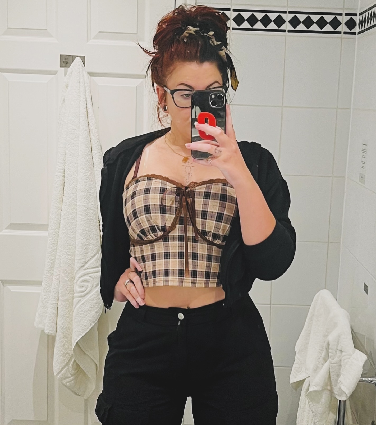 Hotel bathroom pose party.