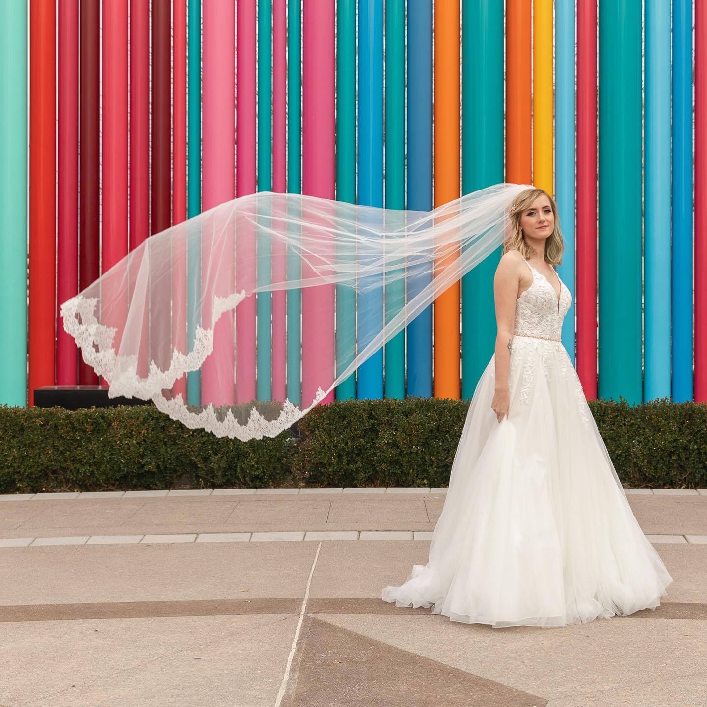 Swipe to see more details!! 👉🏻 I can not get over how precious this wedding day was. Paige and Ian’s day was surrounded with love from their family and friends. I don’t think I’ve seen a wedding party so emotionally moved during a ceremony. It was purely the sweetest! 💕💕 #arizonaweddingphotographer #arizonaweddingphotography #sedonaaeddingphotographer #phoenixweddingphotography #arizonawedding #azweddingphotography #azwedding #lasvegasweddingphotographer #adventurephotographer #travelingphotographer #lasvegas #lasvegaswedding #vegasphotographer #travelphotographer #azwedding #azweddingphotographer