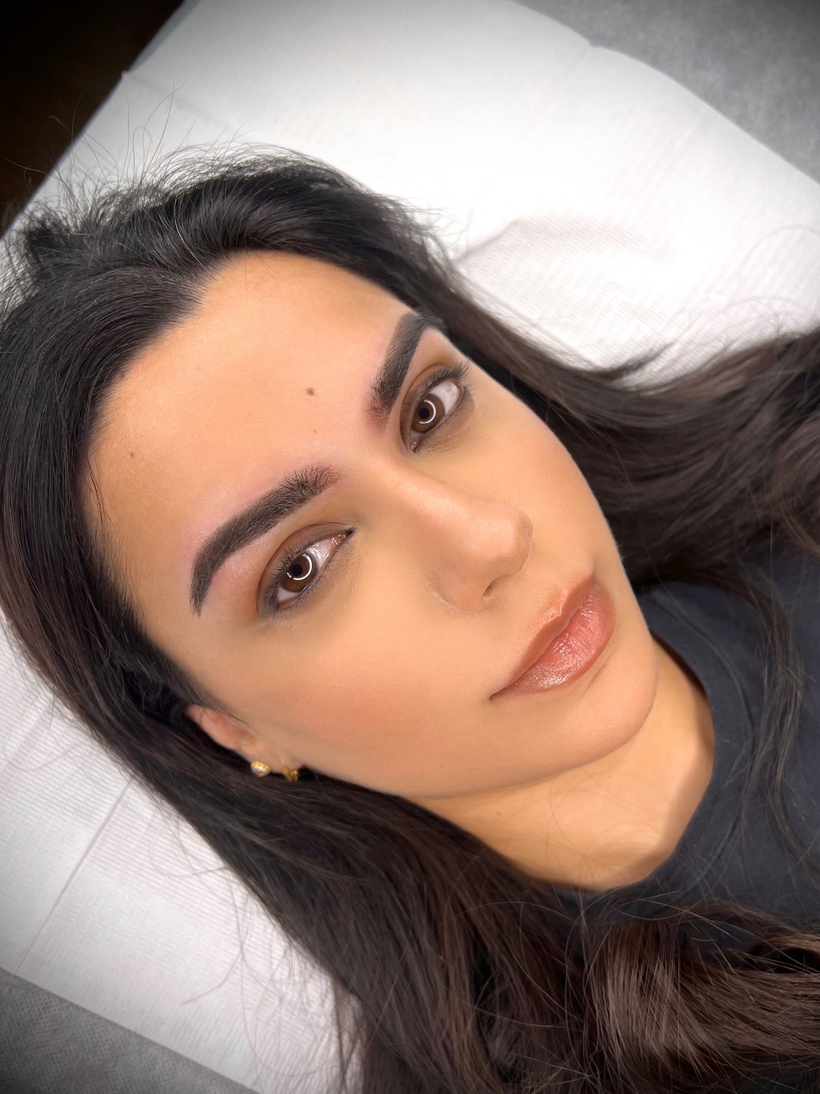 Tired of pencil your brows every morning Or If you regularly get your brows tinted every 3–4 weeks, you might want to consider a longer-lasting solution.
✨ Ombré Powder Brows create a soft, shaded makeup look that keeps your brows defined every day — without the constant maintenance.
✔️ Perfect for sparse or uneven brows
✔️ Soft, natural powder effect
✔️ Saves time on daily makeup
Results typically last 1–2 years, depending on your skin type, lifestyle, and aftercare.
Imagine waking up every day with perfectly shaped brows!
-
PhiBrows artist - SPMU specialist based in Ealing Broadway, West London.
🔖 PriceList - saved in highlight
Book your appointment now! 💕
📲 Link in bio
📩 DM or WhatsApp: +44 7399288821