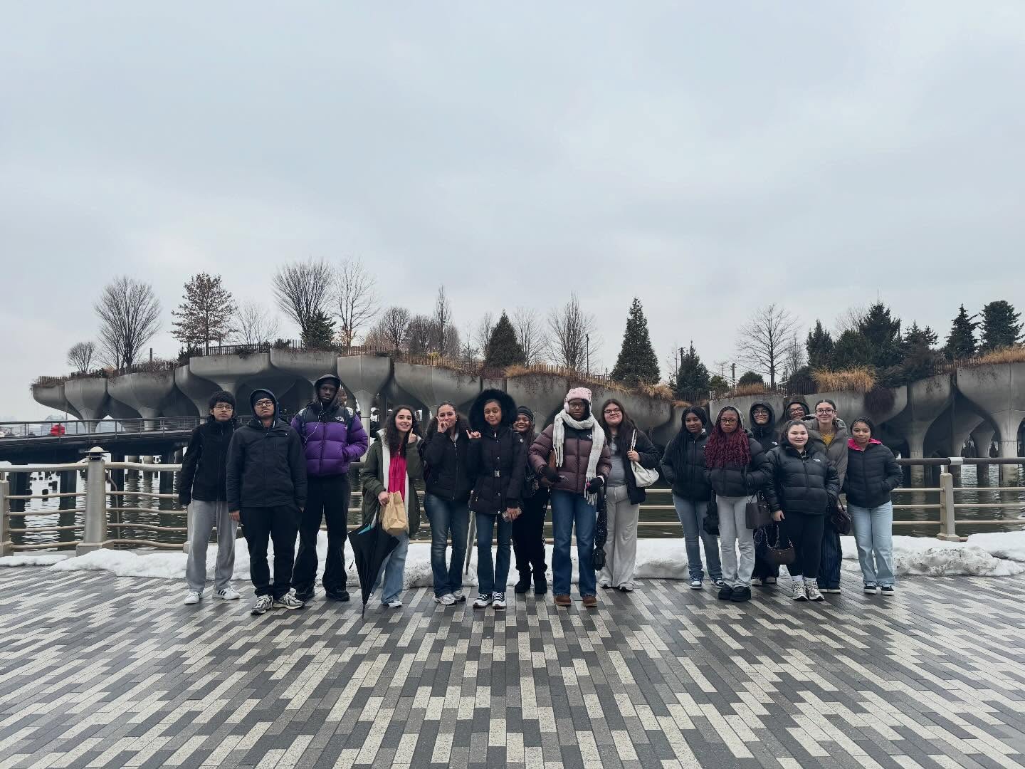 Environmental Justice students visited the Hudson River Park to investigate the impacts of climate change on NYC’s shorelines through a hands-on engineering challenge.