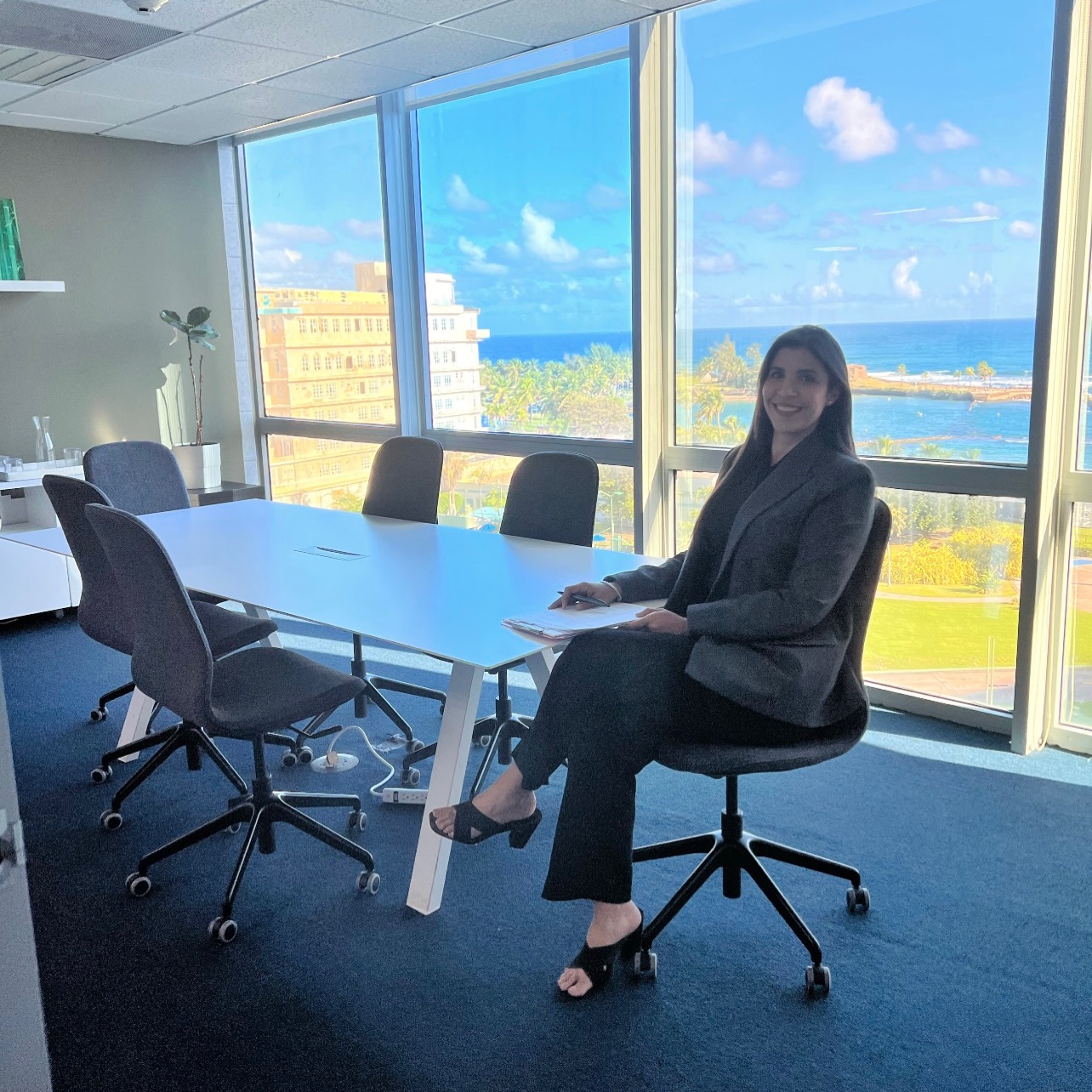 Hoy quiero agradecer a @coachmagdavargas por su apoyo en nuestro proceso de selección de candidatos en Atriah.
Utilizamos el Great People Inside Competencies Assessment como parte de nuestra evaluación para clasificar y validar candidatos a nivel conductual y de competencias, y el resultado fue sumamente preciso y alineado con el perfil que estábamos buscando.
El proceso nos permitió:
• Evaluar competencias críticas para el rol
• Alinear comportamiento con expectativas estratégicas
• Tomar una decisión con mayor claridad y estructura
Gracias, Magda, por tu profesionalismo, acompañamiento y rigurosidad en este proceso.
Recomiendo sus servicios a empresas que quieran fortalecer sus decisiones de talento con herramientas serias y bien fundamentadas.