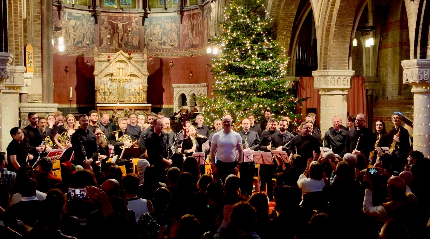 🎶🎄 The Yuletide? It’s gay now! 🎄🎶
Thank you so much to everyone who came to ‘Make the Yuletide Gay’ on Saturday! A particular thank you to our Mistress of Ceremonies, @thatgirldrag! Wishing all of our supporters a very happy holiday season from LGSW - we will be back in 2025 for more music, fun and friendship!
.
.
.
.
.
.
.
.
.
.
.
#lgsw #londongaysymphonicwinds #christmas #gay #lgbt #lgbtchristmas