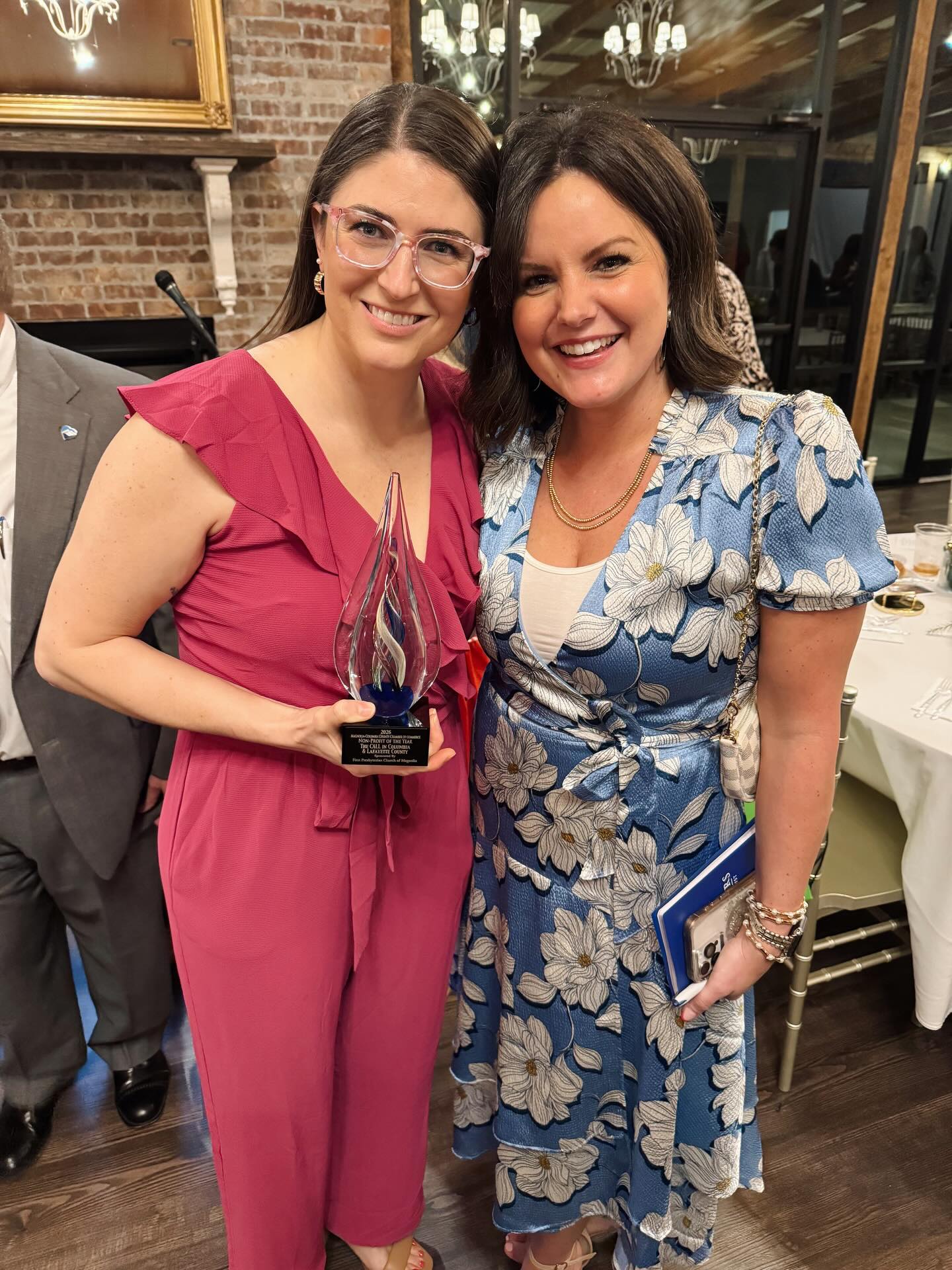 ✨ Such a wonderful night at the 2026 Chamber banquet! @discovermagnolia
-Congratulations to all of the winners!
As always, thank you to Ginger for the beautiful table decor for the Serenity table. You did it again!
We’re excited and hopeful as we look ahead to Magnolia’s bright future 🪴🩵
#SAU #magnolia #shoplocalshopmagnolia #sdsmagnolia #sds