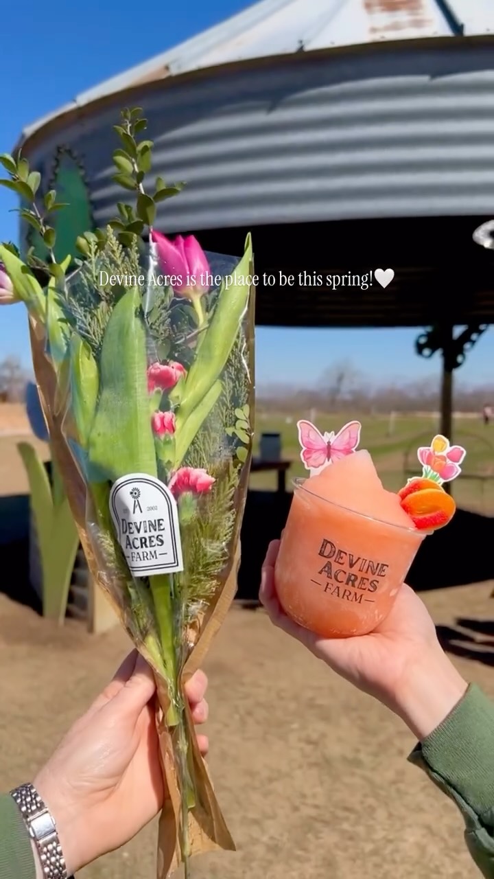 Spring CountryFest kicks off in just a few short weeks!
Get ready for The Easter Bunny, egg hunts, bouquet bar, endless attractions, food & drinks, and so much more! 🐰💐
📅 March 28, 29, April 3, 4
⚡️ Flash Sale: March 23 at 8am