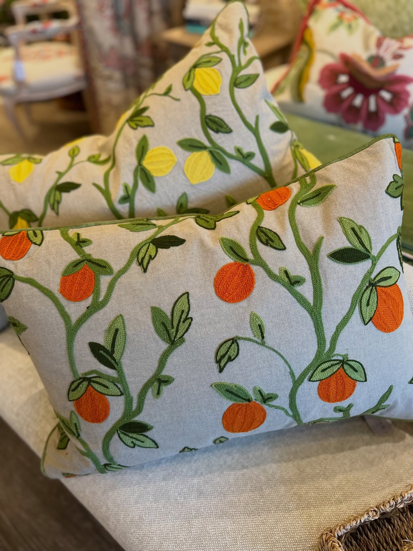 Spring is in the air… we have some lovely and cheerful new cushions in our showroom 🍋🌼
Be quick don’t miss your favourites… we’re open 10:30 to 4:30 Monday to Saturday ✨
#petersilkofhelmsley #cushions #floraldecoration #lemondecor #orangedecor