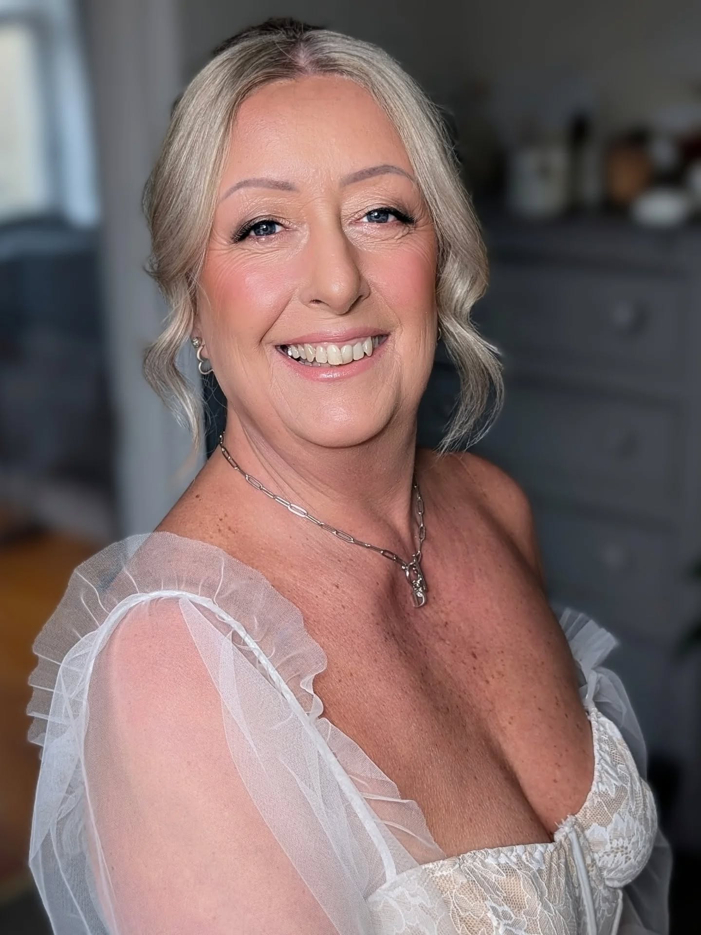 This is what I mean when I say makeup is about enhancement, not change.
My gorgeous mum kindly modelled for me and I think these photos speak for themselves. The right techniques, the right products and a little bit of love can truly illuminate your natural beauty at any age!
This is why I love what I do! When you see how makeup makes people see themselves it really is an incredible feeling!
@yslbeauty
@hourglasscosmetics
@charlottetilbury
@delilahcosmetics
#MakeupArtist #NaturalBeauty #AgelessBeauty #GlowUp