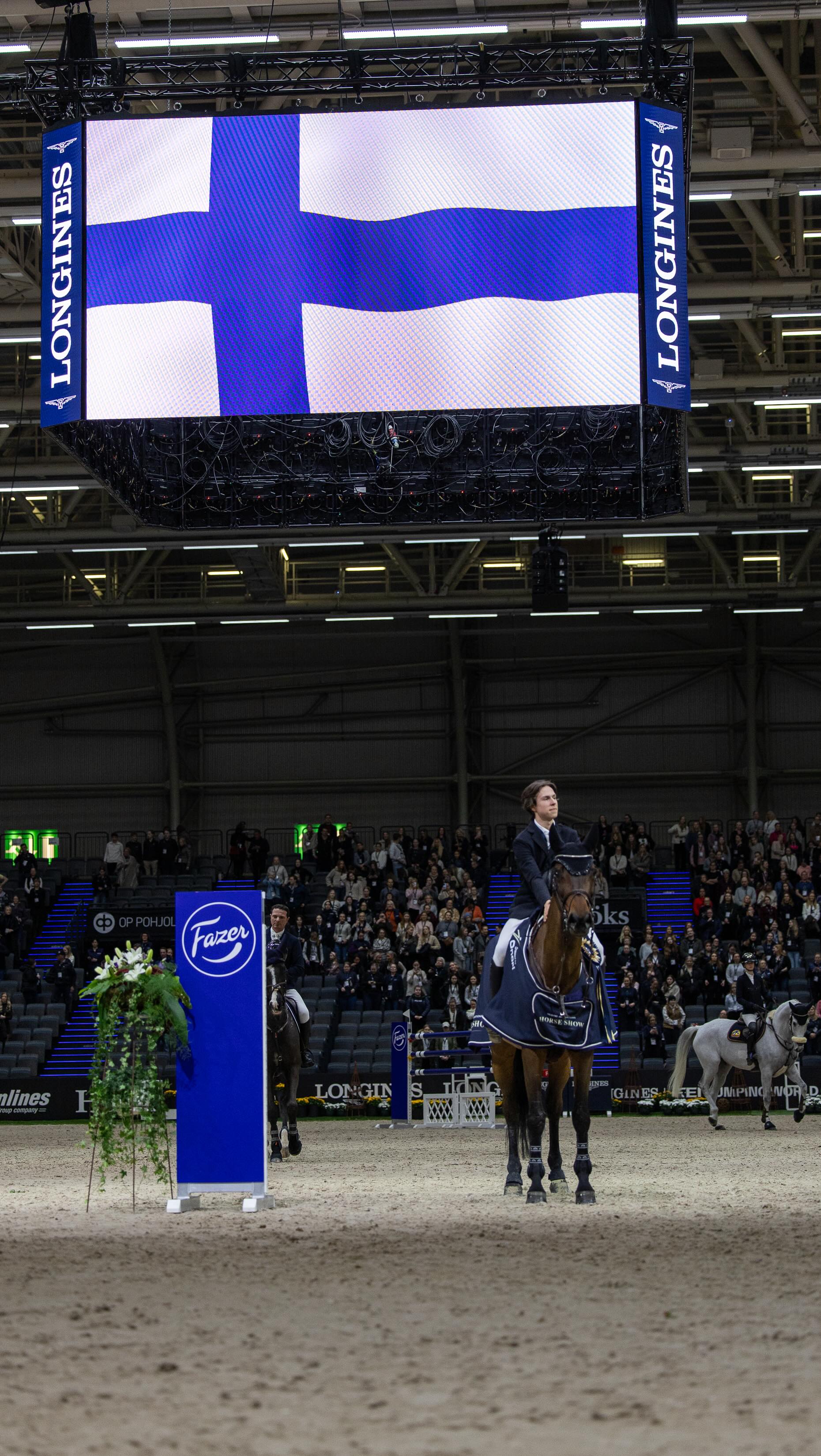 Jone & Starlight winners of the CSI1* Grand Prix 140cm🏆⭐️ 🇫🇮
@srl.estekomitea @jone.illi @ratsastajainliitto