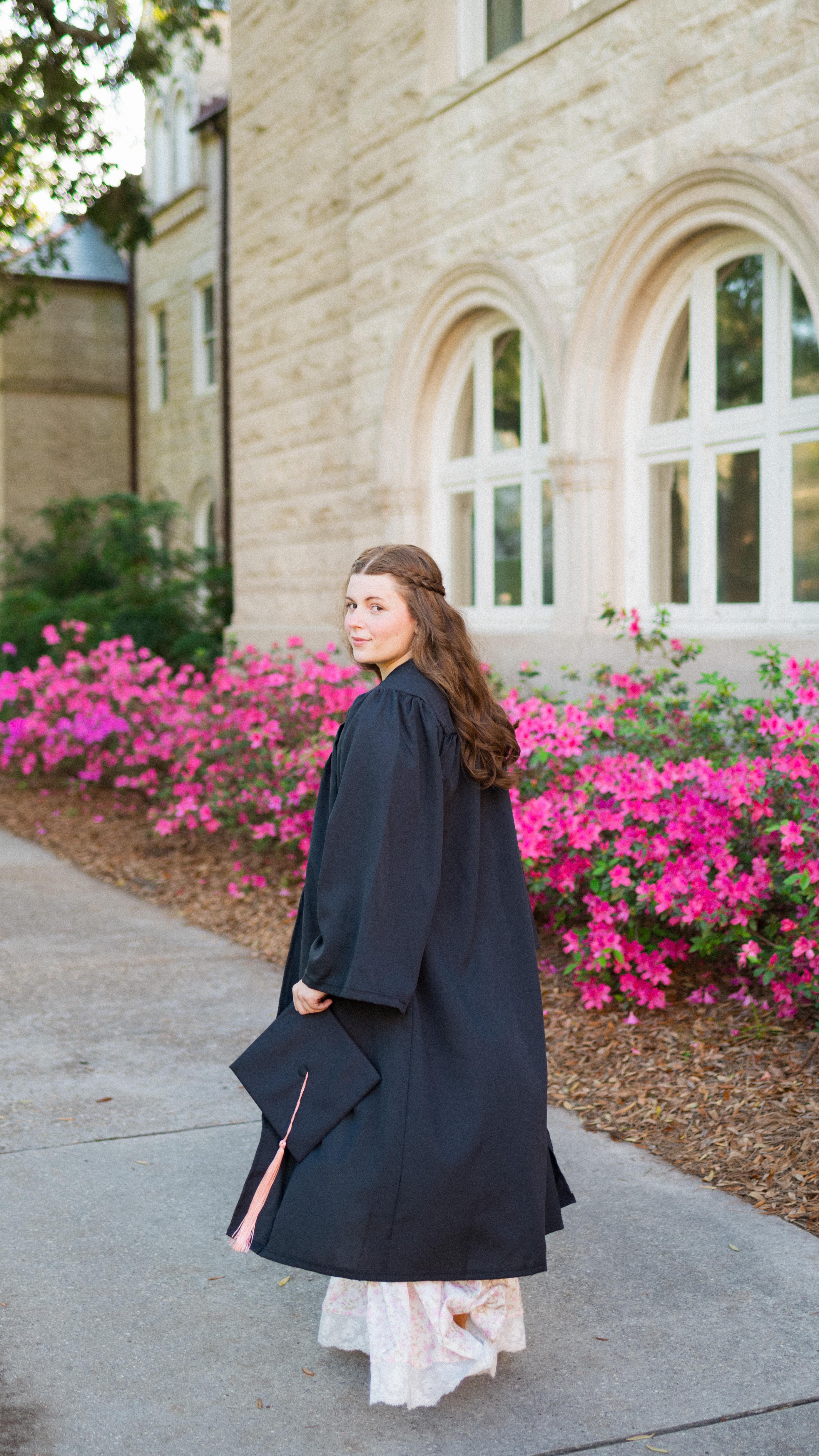 Book your Tulane seniors now!