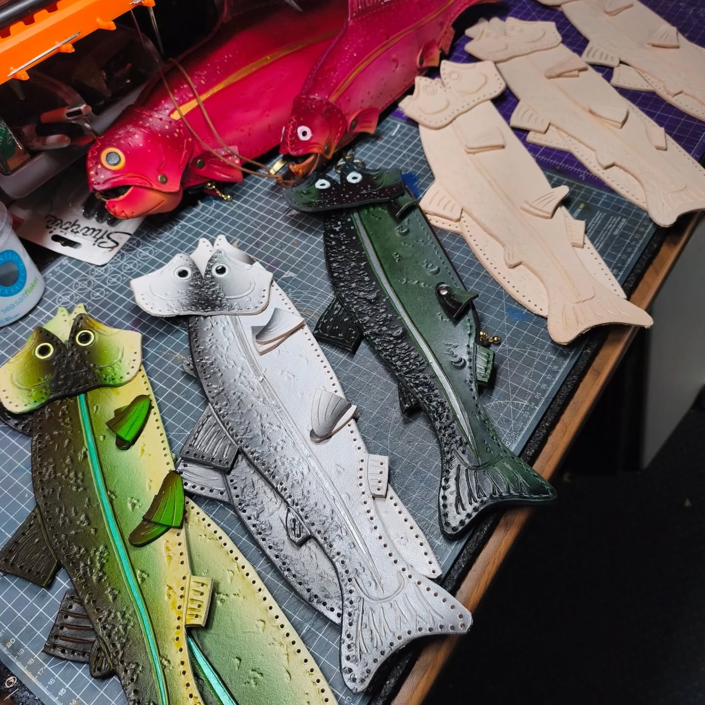 So many fish.
Five pre orders for Empire E1 and a few extra.
Love the different colour combos.
I think a purple blue red gradient next.