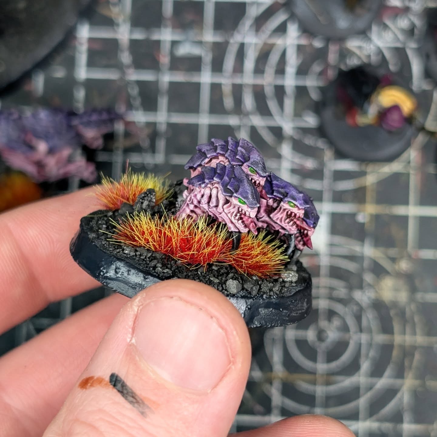 And with the last of the nids pretty much finished, I also figured out the basing scheme that I thought would compliment them well enough. Like the space wolves, I wanted to paint these in their common box art scheme and it was a refreshing change to do so. Who knew pink and purple could be so scary? Like killer unicorns on meth. And not the good kind
