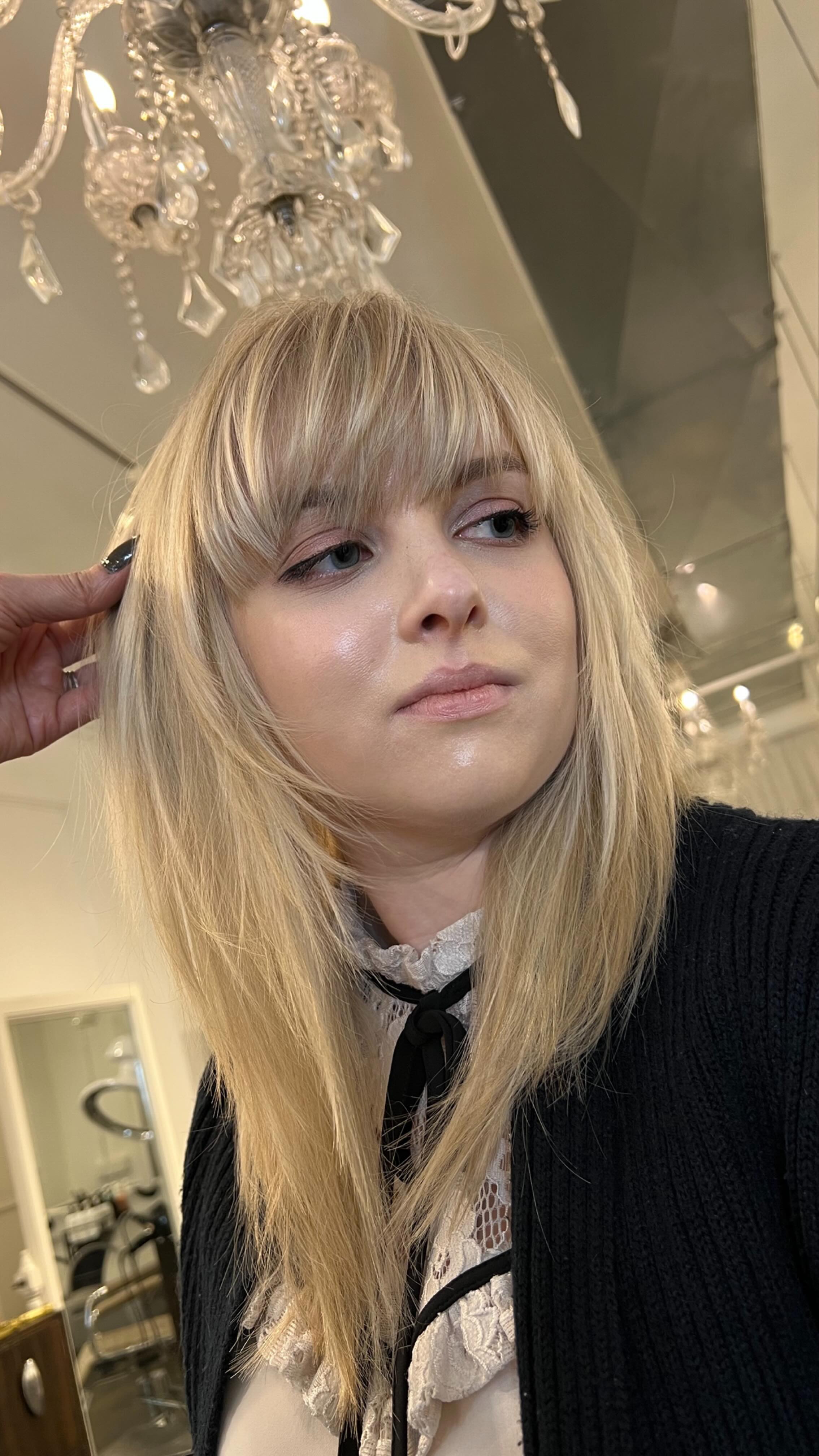 When you have long hair, it’s easy for it to start feeling flat and one-dimensional.
Our client wanted something lighter, effortless, and a little edgy!
We customized the layering to keep fullness while allowing the crown and fringe to feel airy and modern.
And the blonde?
We focused on a creamy, dimensional tone that grows out gracefully — because luxury color should still feel effortless 6–8 weeks later.
If your long hair feels “stuck,” sometimes you don’t need a drastic change — you need intentional structure and tone refinement.
Save this for your next appointment.
Ready for your own transformation? Let’s create it 🤍
#goldcoastsalonchicago #hairgoals #chicagobestsalon