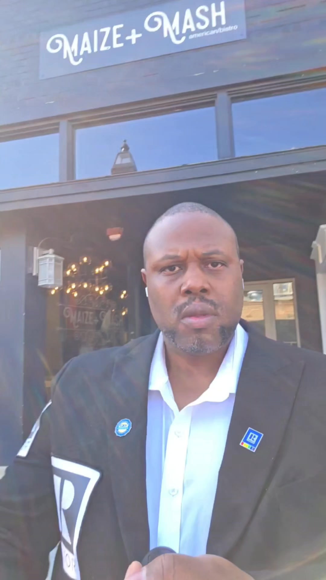 Downtown Glen Ellyn has one of the warmest dining scenes in the western suburbs.
Downtown Glen Ellyn continues to prove why it’s one of the most charming communities in the western suburbs.
Maize + Mash blends elevated comfort food with a welcoming atmosphere that fits perfectly into this walkable downtown.
This is why I love spotlighting our local neighborhoods it’s not just about homes, it’s about lifestyle.
Glen Ellyn residents what’s your go to order here?
#GlenEllyn #WesternSuburbs #maizeandmash #FlavorsOfFranklin #LocalDining