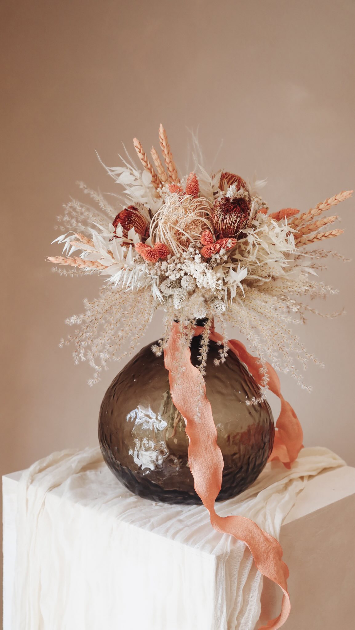 Did you know our aisle decor package & tableware package includes dried flowers in a colourway of your choice 🌱🌸🌻
We have lots of different options to choose from, all of which can be customised! What’s your favourite colour here?
#driedflowers #weddingdecor #bohowedding #weddinginspiration #driedflowerbouquet