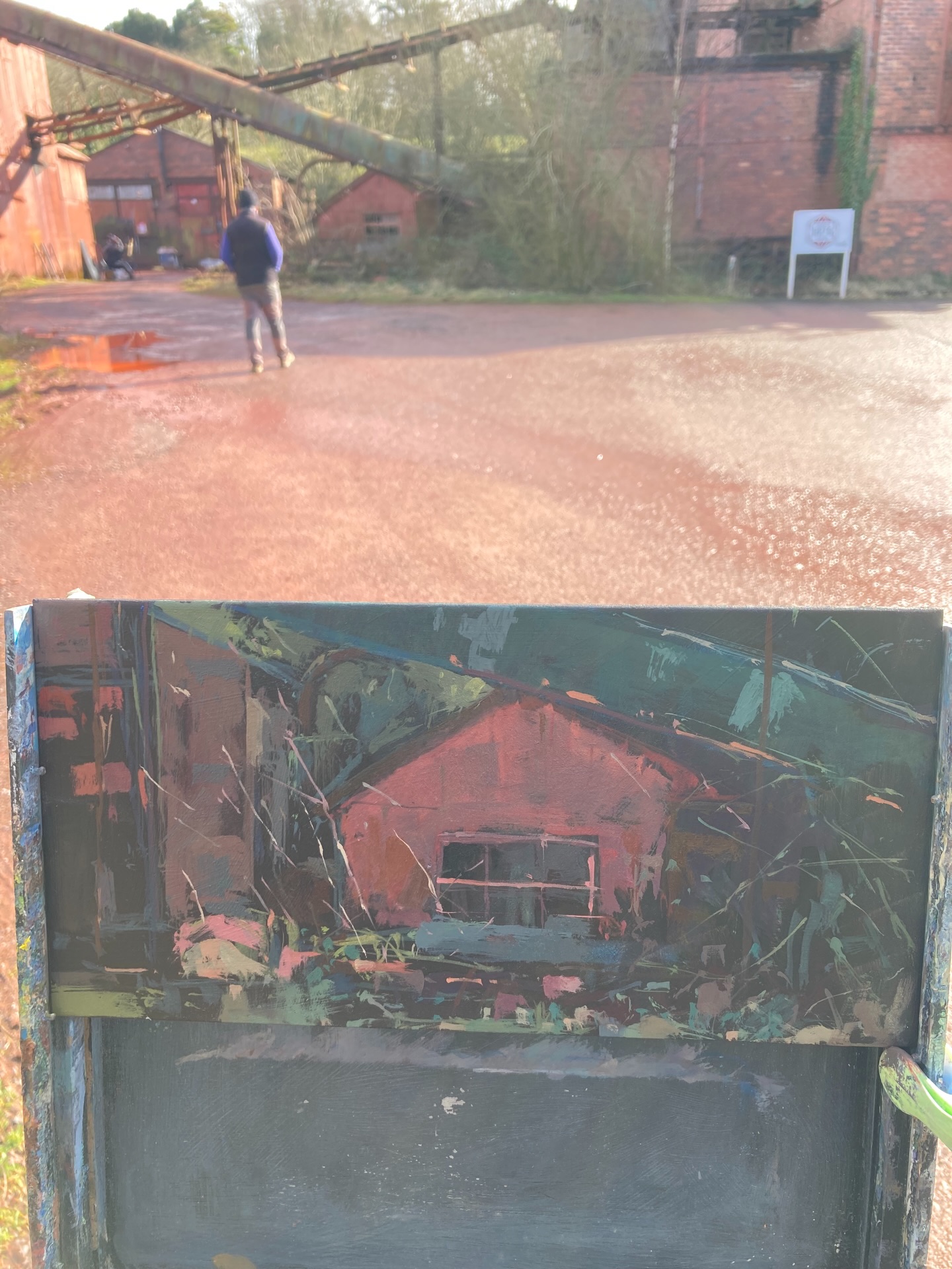 Yesterday I took a trip to @florencearts at Egremont with the @lakedistrictpleinair group, it started very wet, so we sat in the cafe and had coffee together, after a while it cleared and we spent the day painting the amazing red mine. Thank you to @annebh_art for organising the event, and for making me feel so welcome! Hope to be painting with you all at Lowther Castle next month!