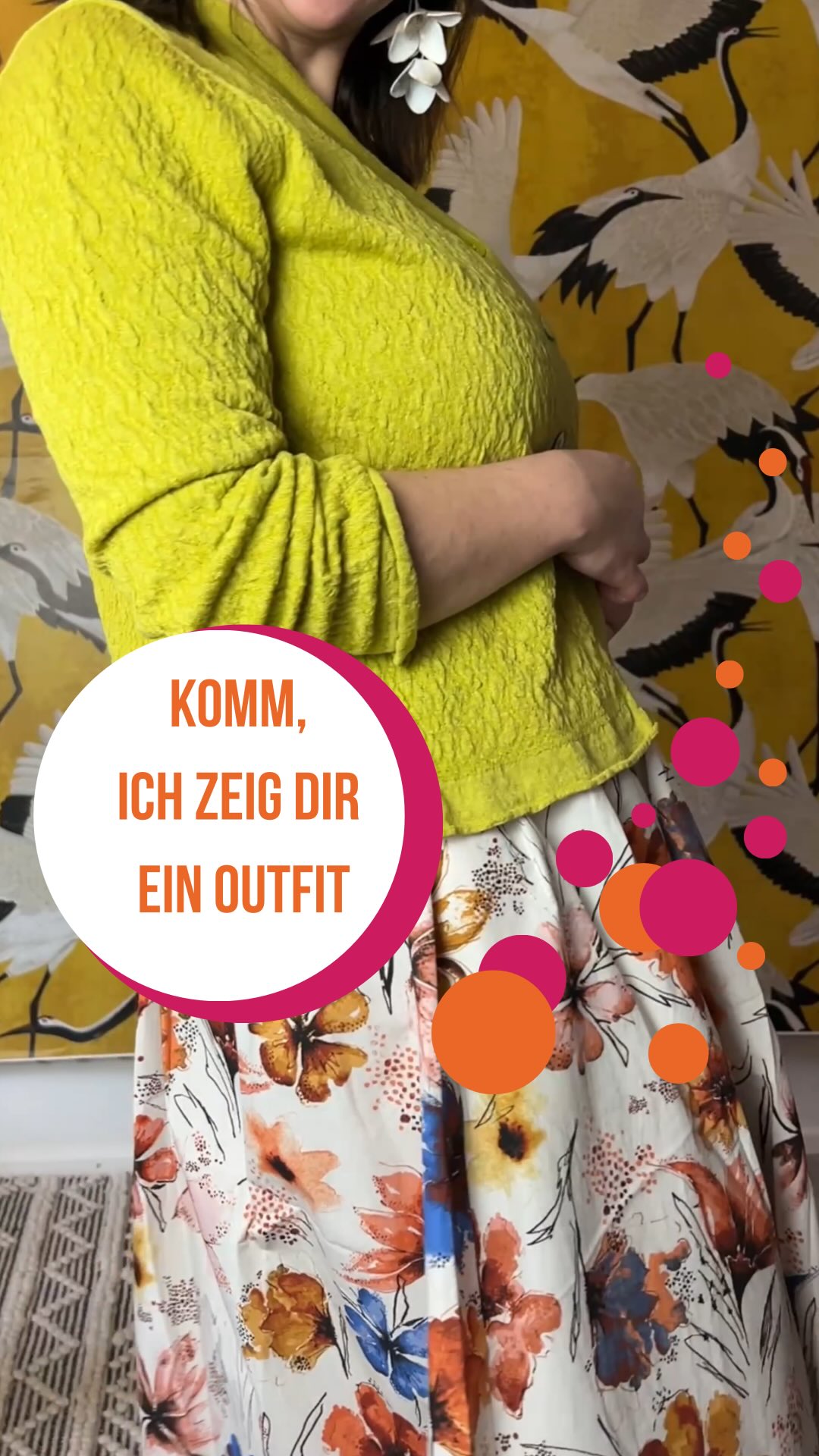 Heute zeige ich dir ein Look. Perfekt fürs Frühjahr. Die Jacke aus Leinenmix (159,95 €) passt perfekt zum dickeren popeline Rock (119,95 €). Das Outfit wird abgerundet von Kalbsleder Bootsschuhen. Diese gibt es in beige und in blau (169, 95). Wenn du farbenfrohe Outfits magst und Wert auf gute Schnitttechnik legst, freue ich mich, wenn du gekommen bist, um zu bleiben. #GeigerSchuheUndTextil #Nachhaltig #Mode #LieblingsOutfit