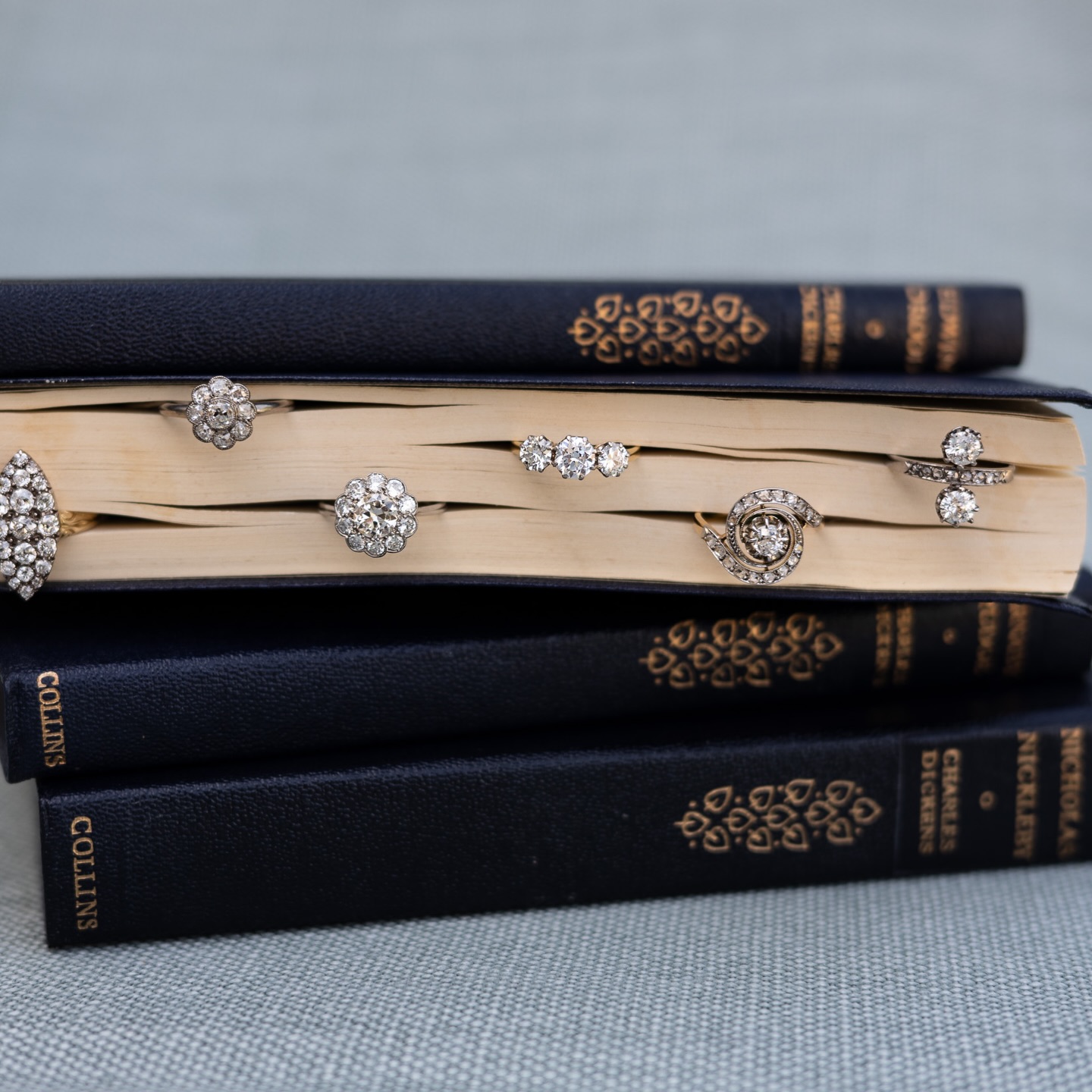 Celebrating World Book Day with a few of our favourite page markers 💍📚💍📚
#worldbookday #antiqueengagementring #ringoftheday #antiquejewelryaddiction #bookworm