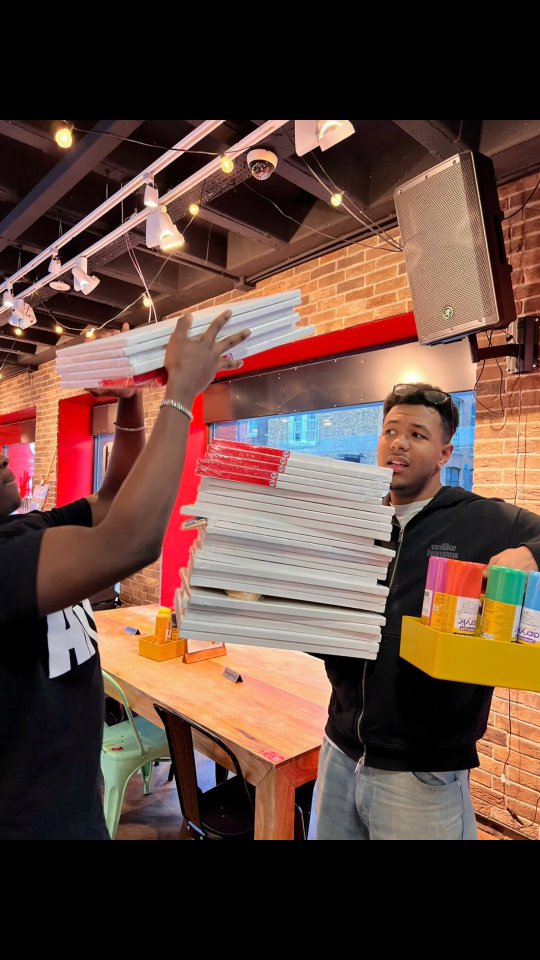 The moment 'you too' slips out 😄
#hospitality #artplay #artbar #artplaylondon