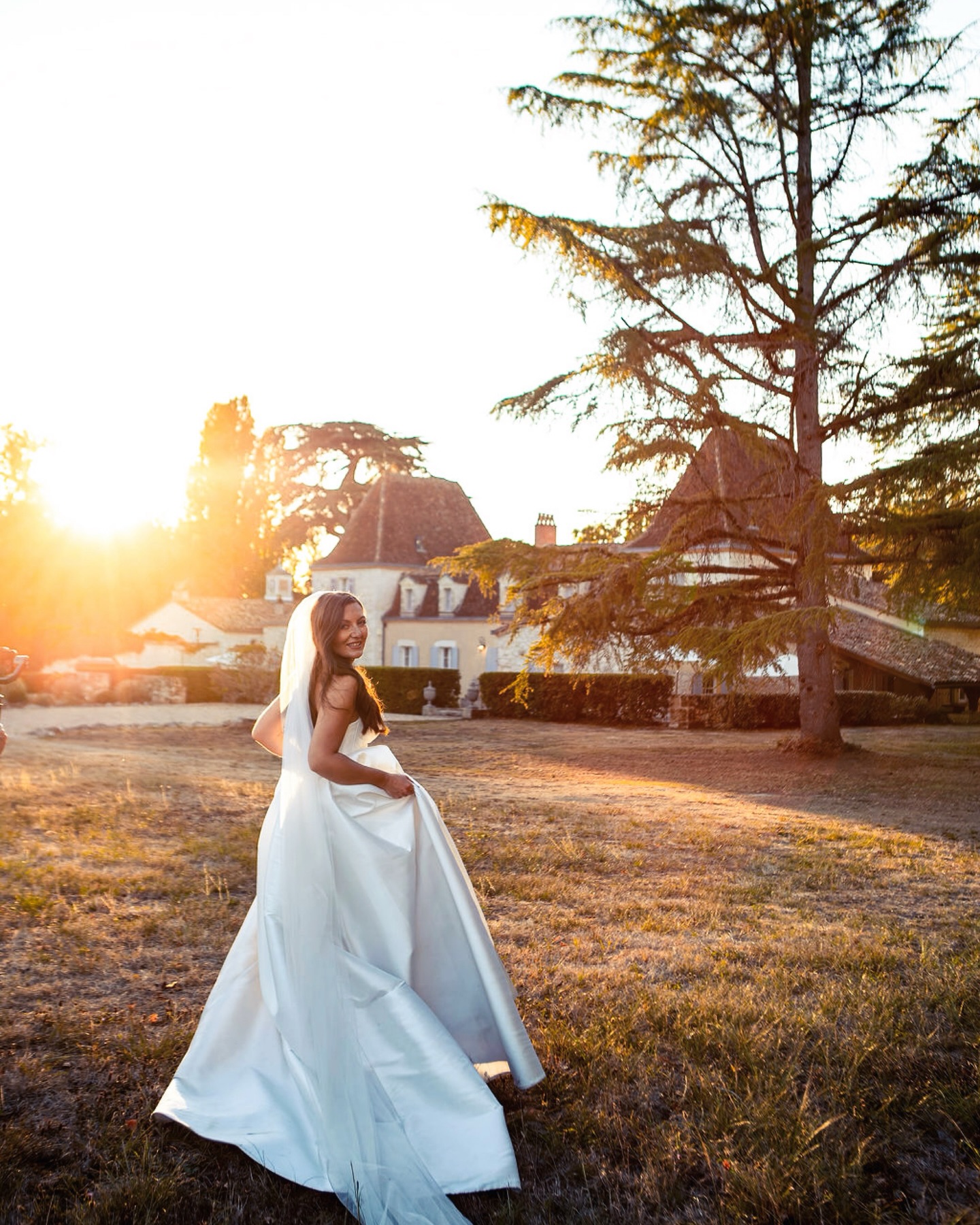 The first time I arrived at this venue I genuinely just stood there like… well this is a bit special and seeing how very spoilt I am that takes a lot.
It is absolutely gorgeous. So many different spots to use for your wedding — you could have a completely different vibe every hour. And yes… it even has its own lake! Add to that a stunning pool area and nearby vineyard and you can see why it ticks all the boxes for a fabulous destination wedding venue.
The owners are clearly so proud of their home (and rightly so). Imagine wandering around these grounds every day and calling it chez nous.
Yes, that was my fluent French moment. You’re welcome. 🇫🇷😉.
.
Venue @chateaulacanaud.
Planners @marrymeinfrance @perfectdaybykaren @byjoanneweddings
Stunning flowers and props @ourfabulousthings.
.
#weddingsouthwestfrance #marriedinfrance #chateauwedding #