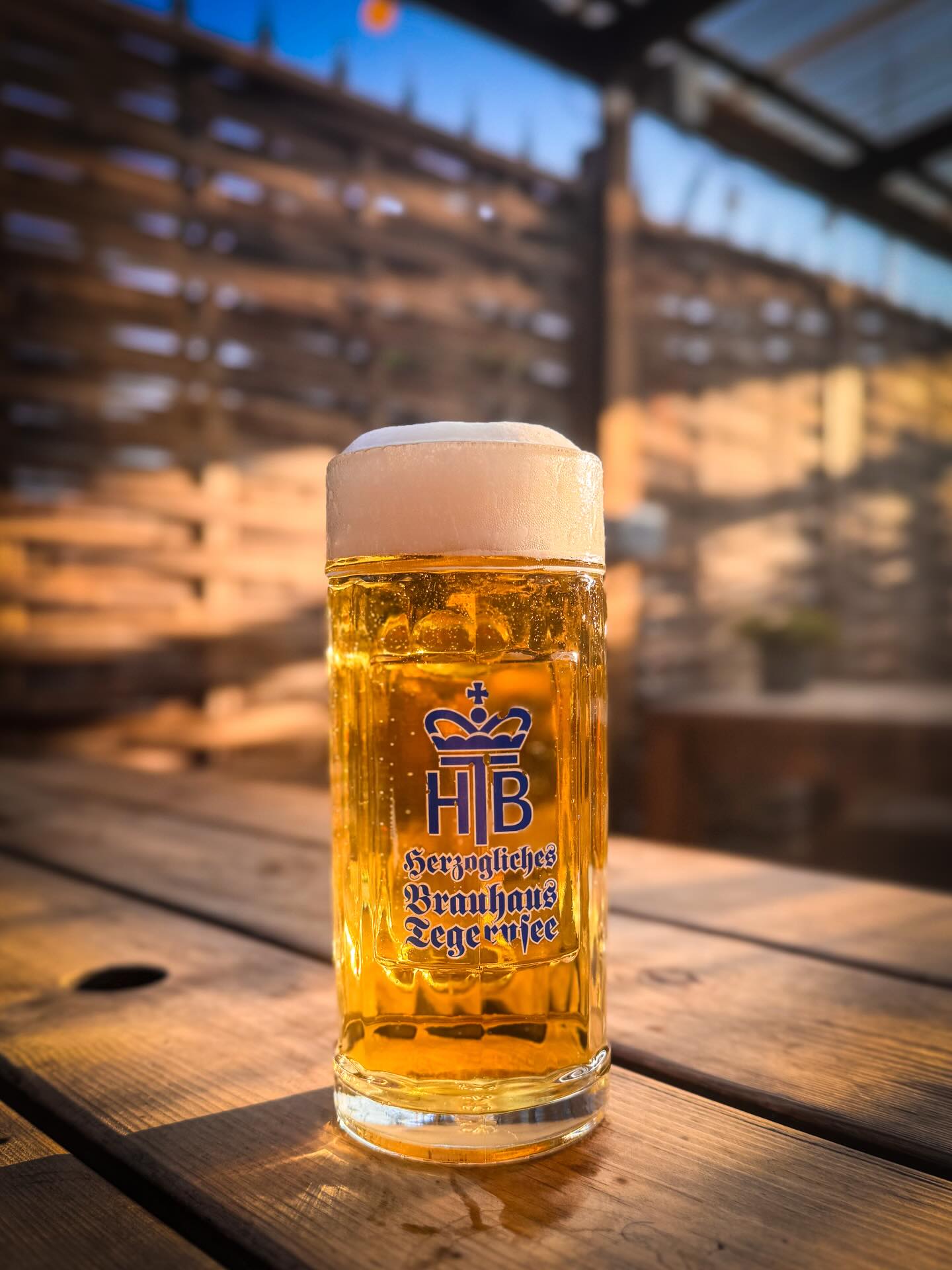 Spring sunshine and Teg Hells! Is there a better combo? You tell me
#tegernsee #hell #pints
