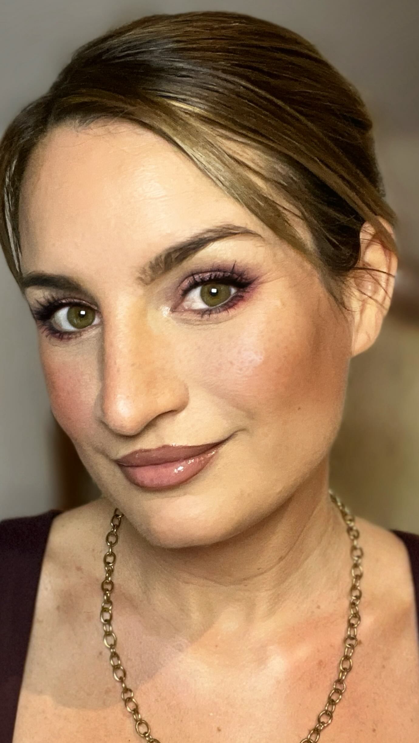 ✨inner thoughts- when was the last time you did something - just for yourself?!✨
#MakeupTransformation #HighSpeedBeauty #GlamInMinutes #BeautyOnTheGo #MakeupAddict GlowUp MakeupTutorial FastForwardGlam BeautyInMotion NooreáBeauty