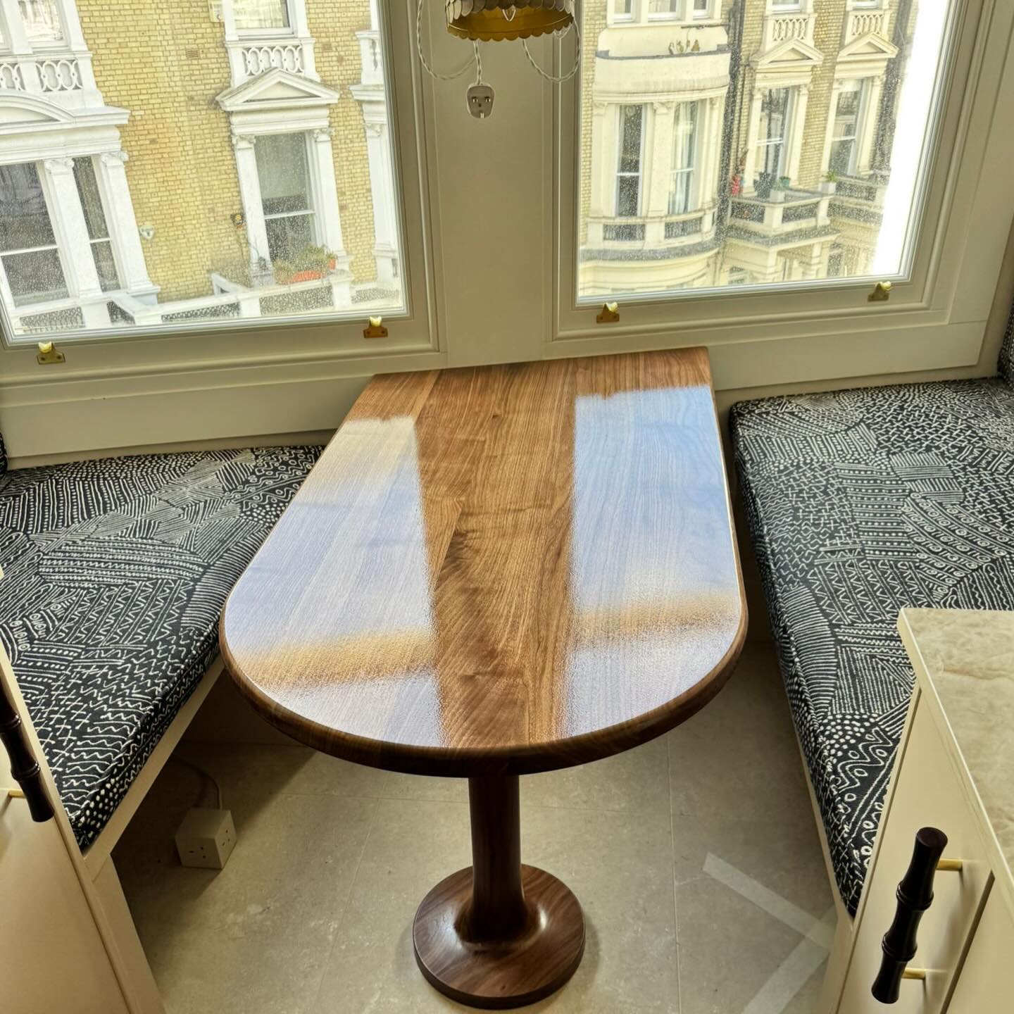 Starting the week with a satisfying transformation ✨
Today’s project was all about bringing this walnut table back to life. Years of wear removed, the grain revived, and finished with a smooth, protective polish that lets the wood speak for itself.
www.boylesfrenchpolishers.co.uk
#MondayProject #furniturerestoration #handfinished #woodwork