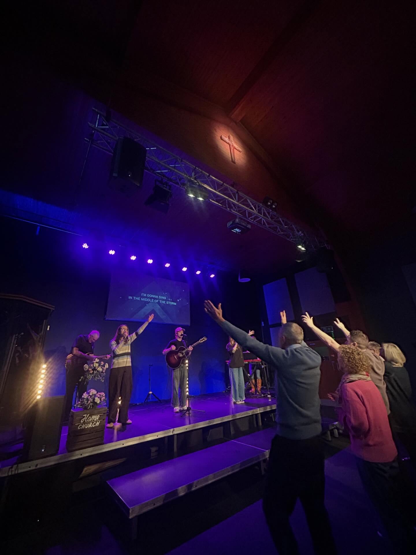Another brilliant Sunday this morning ! 🙌🏼
A powerful message to close off our Hebrews journey from Pastor Dave and amazing worship !
Join us tonight at 7:30 for our Upperoom service to continue in worship ! God is on the move ✝️
If you missed the service make sure to check it out on YouTube ▶️
#homechurch #christian #church #jesusisreal