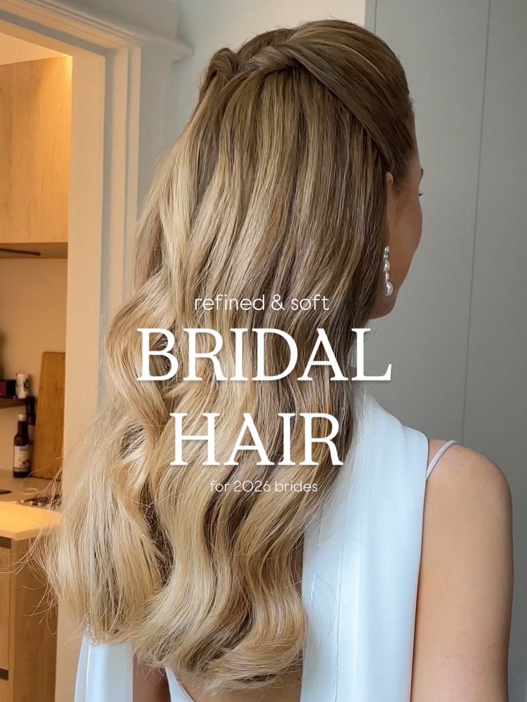 This is what bridal hairstyles be all about if you ask me…
Softer waves, bouncy blowouts, ponytails are having a moment again, midi buns and ‘simple’ (don’t get me started on this word) half up half down styles.
I love them all 🤍 and am so ready to create my beautiful brides dream hair for their wedding day.
If my style resonates with you and would like to see if your date is still available, please send an enquiry via my website www.yanajacquemyn.com
•
•
•
•
•
•
•
Bridal hairstylist inspo - bridal hairstylist belgium - destination wedding hairstylist - 2026 bride
#2026bride #bridalhairinspo #bridalhairstylistbelgium #weddinghairstylistbelgium #destinationweddinghairstylist