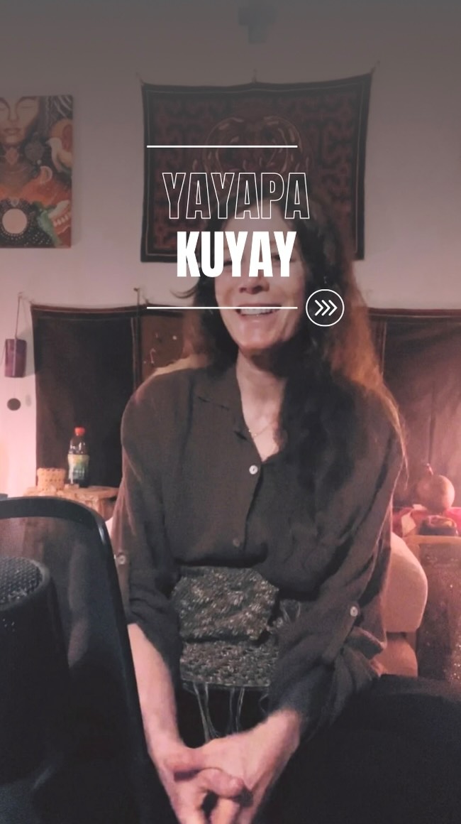 Yayapa Kuyay ist ein gerader Weg in deine Verbindung mit dem Großen Spirit. Der Frieden in deiner Seele stellt sich dann ein, wenn du wieder im vollen Vertrauen bist, dass es einen einzigen, vollkommen vertrauenswürdigen Gott gibt, der alles unter Kontrolle hat. Dieser Schöpfer ist es, der, mal ganz abgesehen von allen Welten in allen Dimensionen, deine Seele erschaffen hat und in dessen Gesellschaft du dich als Seele bis zu deiner Geburt befunden hast. Du als Seele kennst den Großen Spirit und auch den Weg, um dein komplettes Sein wieder zurück zu bringen in die natürliche Ausrichtung auf Ihn. Das ist das wahre Leben. Yayapa Kuyay ist ein gerader Weg in deine Verbindung mit dem Großen Spirit.
Der Frieden in deiner Seele stellt sich dann ein, wenn du wieder im vollen Vertrauen bist, dass es einen einzigen, vollkommen vertrauenswürdigen Gott gibt, der alles unter Kontrolle hat. Dieser Schöpfer ist es, der, mal ganz abgesehen von allen Welten in allen Dimensionen, deine Seele erschaffen hat und in dessen Gesellschaft du dich als Seele bis zu deiner Geburt befunden hast. Du als Seele kennst den Großen Spirit und auch den Weg, um dein komplettes Sein wieder zurück zu bringen in die natürliche Ausrichtung auf Ihn. Das ist das wahre Leben.
Ich bin gerne deine „pañay“ auf dem Weg. Deine Schwester auf dem Weg zurück in die Liebe von Yaya.
#frieden #schwester #glaube #yaya #yeshua