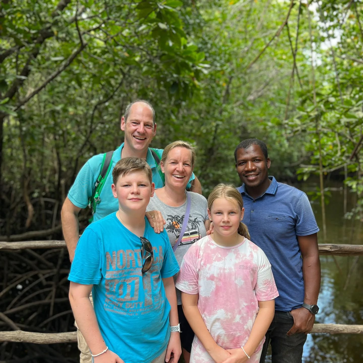 Smiles, nature & unforgettable memories..
A beautiful day exploring Jozani Forest and meeting the rare Red Colobus monkeys 🐒💚
Create your Zanzibar story with us
WhatsApp
+255 777 814472
Email
info@cheicheizanzibartour.com
🏝️
🧳
🐒
#zanzibar🇹🇿 #tanzania #localguides #traveldestination #cheicheizanzibartour