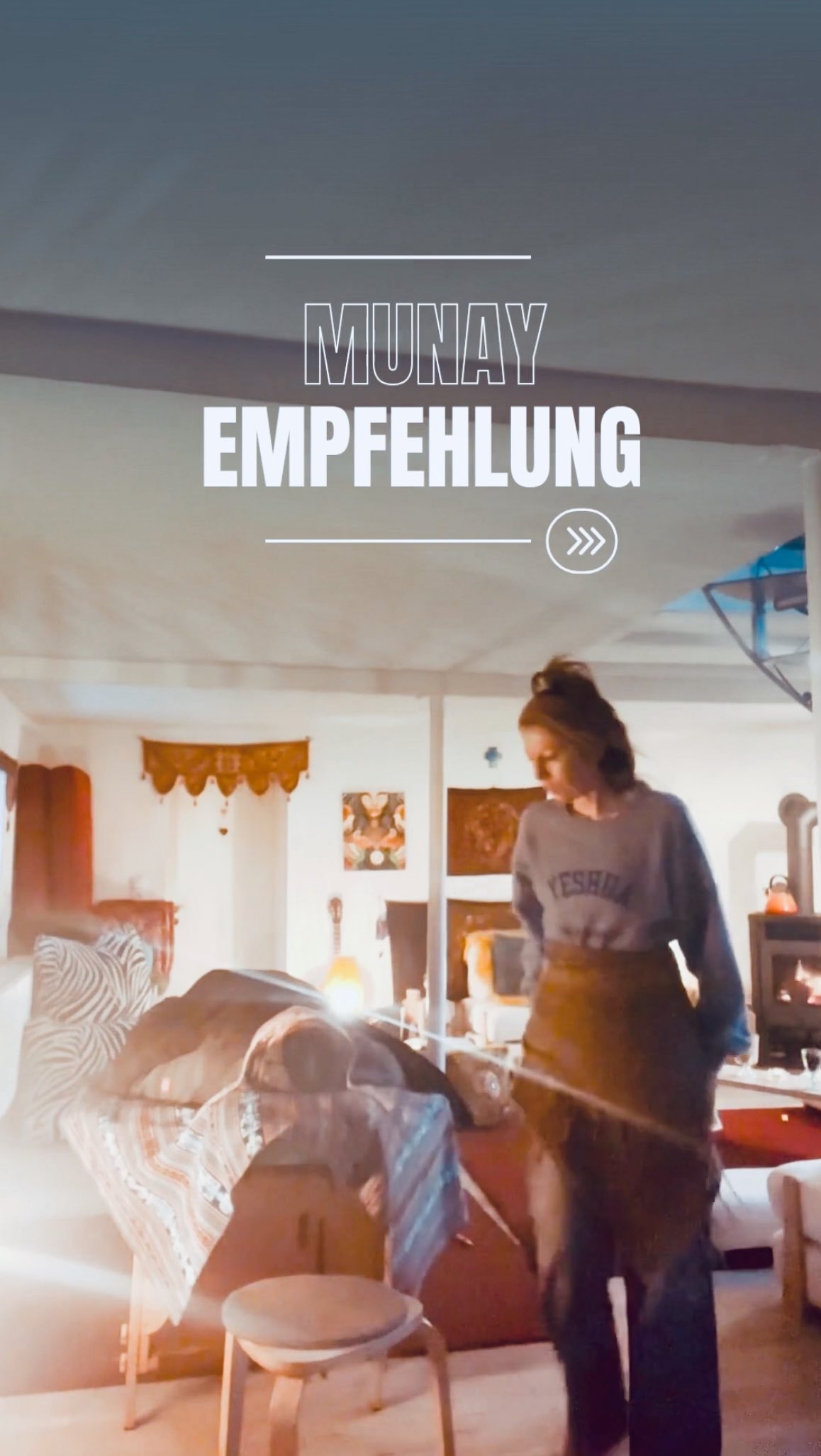 Ich habe lange geglaubt, dass Schamanismus etwas zutiefst Mystisches ist – dass es dabei um unsichtbare Wesen geht, um Krafttiere, die einen begleiten und helfen, und um eine spirituelle Welt voller besonderer Kräfte. Man denkt schnell, dass man dort eine wunderschöne Form von Heilung erlebt; ist es aber nicht und so habe ich es letztlich nicht erfahren. Stattdessen gibt es dort viele Irrwege, die sehr gefährlich sein können.
Vor etwa zwei Jahren wurde ich buchstäblich gerettet. In dieser Zeit habe ich mich ganz bewusst für Yeshua entschieden, was mein schamanisches Herz erst richtig zum Leben erweckt hat – allerdings in einem ganz anderen Sinn, als ich es früher verstanden habe.
„Schamanismus“ lebe ich heute nur noch im ursprünglichen, semantischen Sinn: als Schülerin – von dem, der weiß: Yaya. Bei Ihm findet jede Form von Mystik ihren richtigen und sicheren Platz.
#schamanismus #yeshua #herz #yaya #schülerin