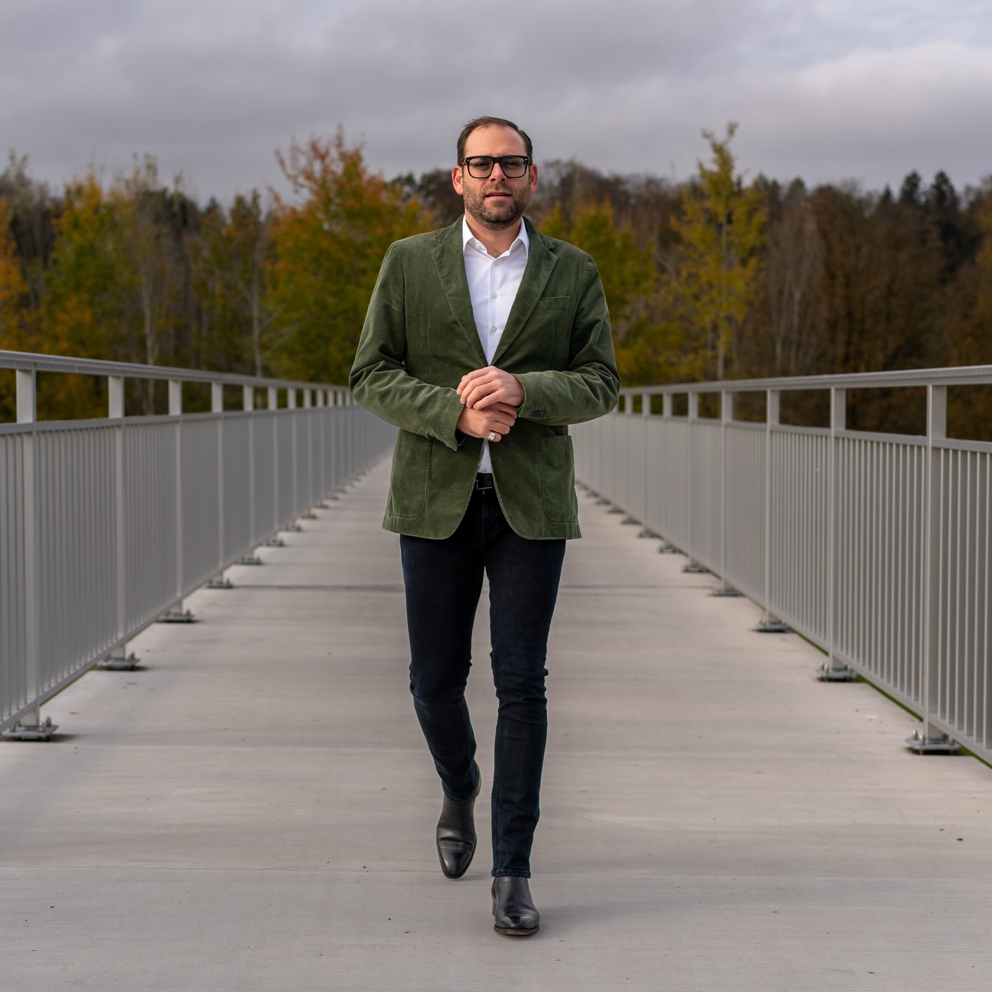 Stepping into the final stretch of March with confidence. đŞ Navigating Swiss taxes can feel like crossing a complex bridge, but you donât have to do it alone. We ensure you are compliant and optimized, no matter where your income originates. Ready to bridge the gap between confusion and clarity? Letâs talk. đ
Mit voller Zuversicht in den Endspurt vom März. đŞ Die Schweizer Steuern zu verstehen, kann sich anfĂźhlen wie das Ăberqueren einer komplizierten BrĂźcke â aber du musst das nicht alleine machen. Wir stellen sicher, dass du steuerlich optimal aufgestellt bist. Bereit, die LĂźcke zwischen Verwirrung und Klarheit zu schliessen? Lass uns reden. đ
#TaxTimeWithMartin #SwissExpat #FinancialFreedom #TaxExpert #ZurichLife