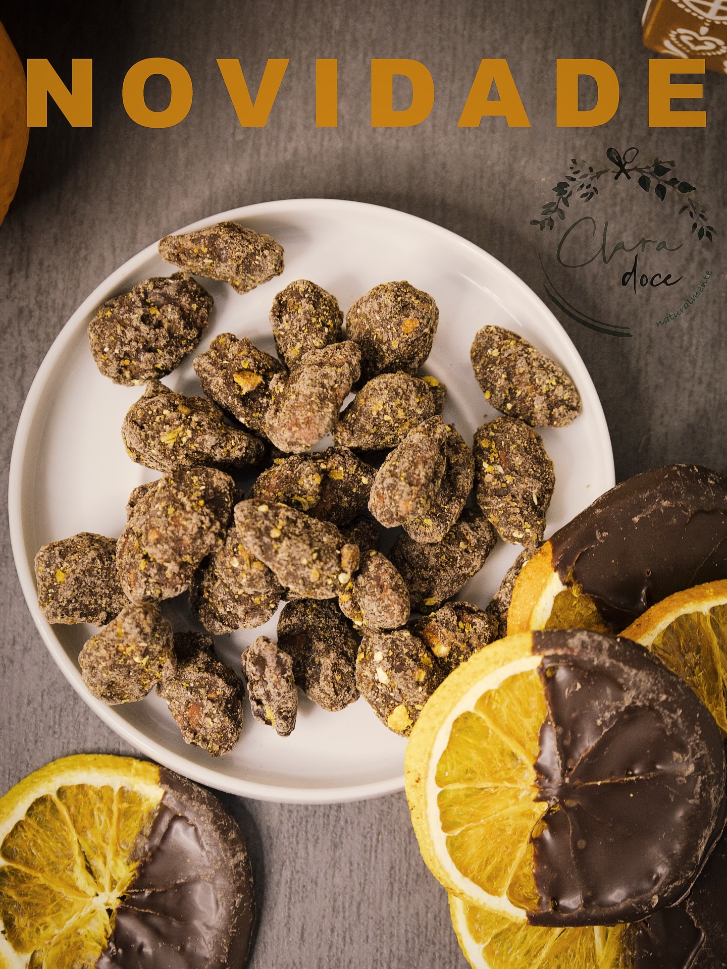 🐣🍫 A PÁSCOA ESTÁ A CHEGAR 🍊✨
Este ano, celebra a Páscoa com um sabor diferente 🤍
A Amêndoa Chocolate & Laranja junta amêndoas crocantes, chocolate negro e laranja — perfeita para partilhar… ou guardar só para ti 😉
Uma alternativa deliciosa às amêndoas tradicionais, feita para quem aprecia sabores autênticos.
🛒 Disponível na nossa loja online
👉 Link na bio
#ClaraDoce #Páscoa #Páscoa2026
#AmêndoaChocolateELaranja
#ChocolateNegro Laranja
DoceArtesanal MadeInPortugal