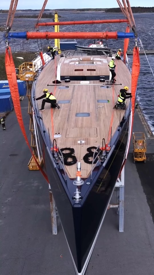 🎬 Swan 128 launch video = 4.6M views! 🚀
We’re beyond proud to have brought this to life. Thanks to everyone who watched and shared! 🙌💙
@nautorswan_official
Video by 🎥 @primeproductions.fi
.
.
Contact:
📩 cecilia@primeproductions.fi
🌐 www.primeproductions.fi
#Swan128 #videoproduction #launchvideo #NautorSwan