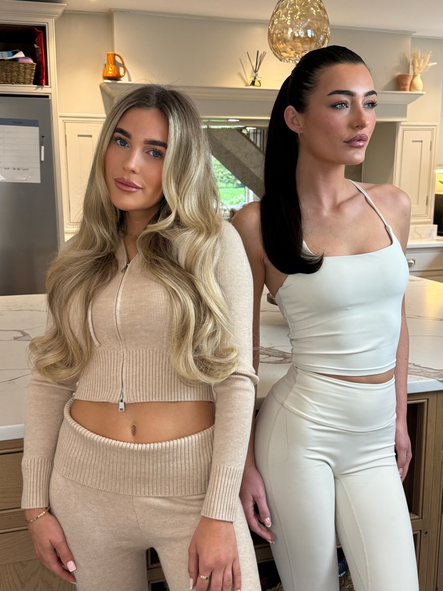 Hello spring season…🤍🌸🌷for a little spring refresh we have you covered with the cutest hair vibes!
Feel your most confident whether your relaxing at home or getting ready for the upcoming sunshine a head !
Shop online today to find your match🫶🏼