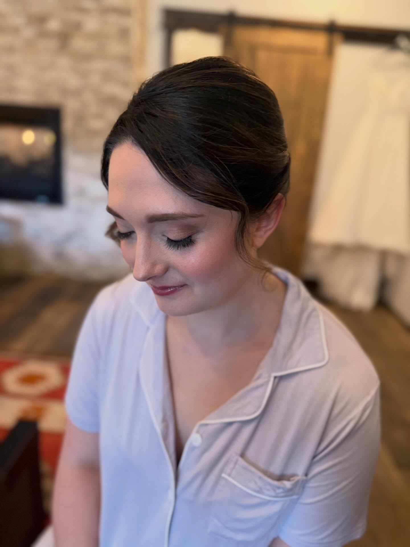 #bride #airbrushmakeupartist #bridal #updo #bridalmakeup