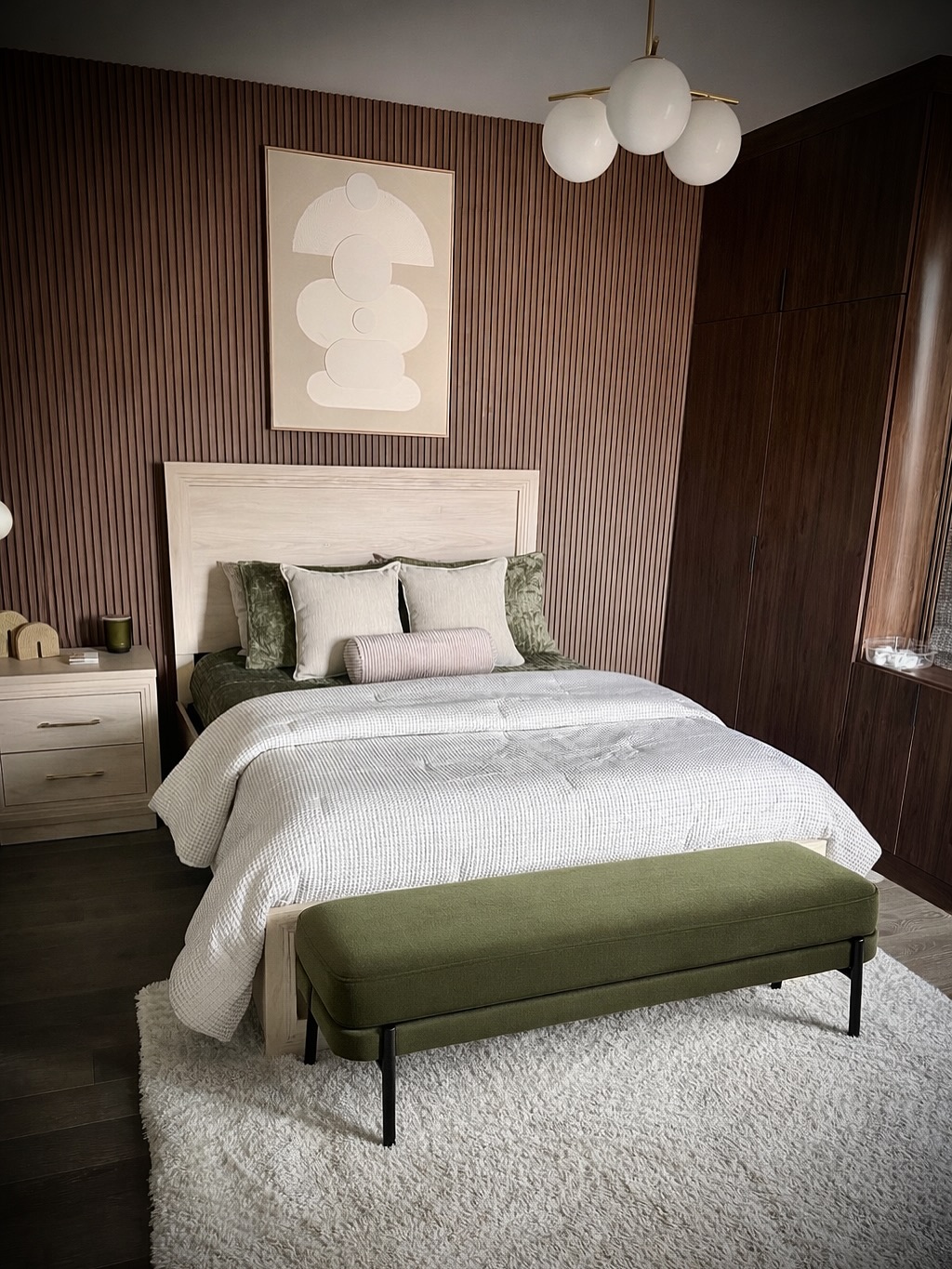 A quick guest bedroom refresh 🙌🏼