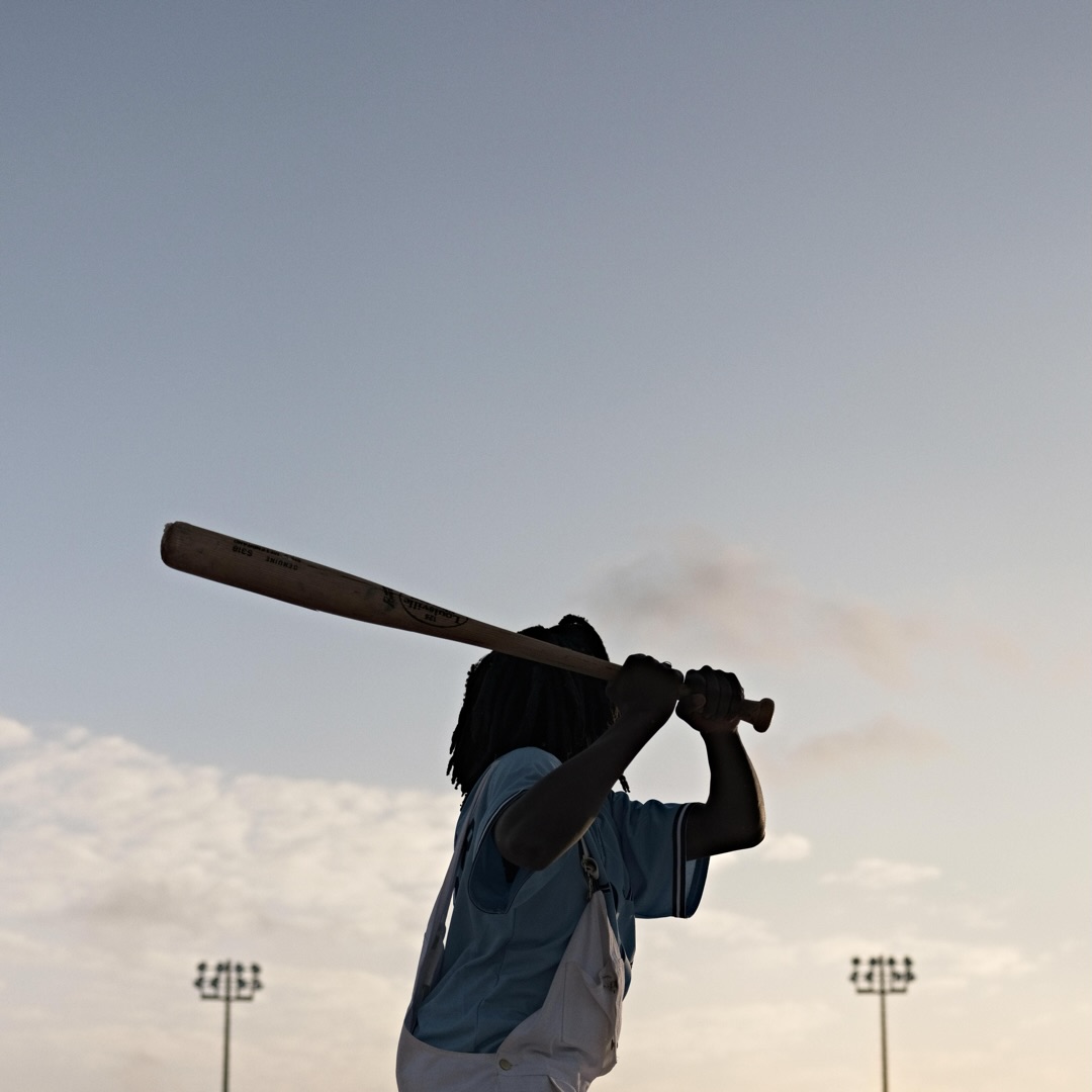 LIKE VLADDY OUT NOW EVERYWHERE!!!!
Make sure you give @vladdyjr27 a tag too!
Prod: @4sante
Cover art @aysha.beee
Mix/Master @ctsecond
Guitar 🎸: @t.r.u
(P.S The last picture is from a staff party when I worked for the blue jays last year shout to @nathan_gerson for da flick)
#4sante #vladdyjr #vladimirguerrerojr #hiphop #newmusic